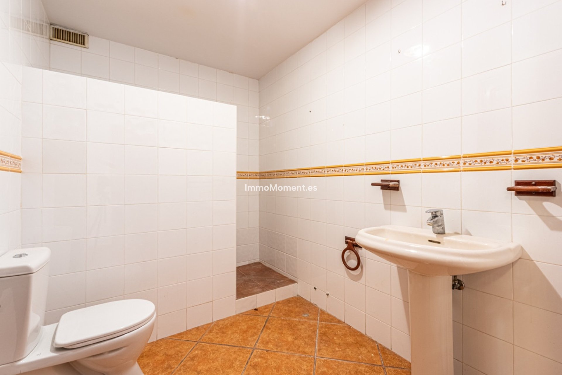Reventa - Villa independiente - Estepona  - Estepona Centro