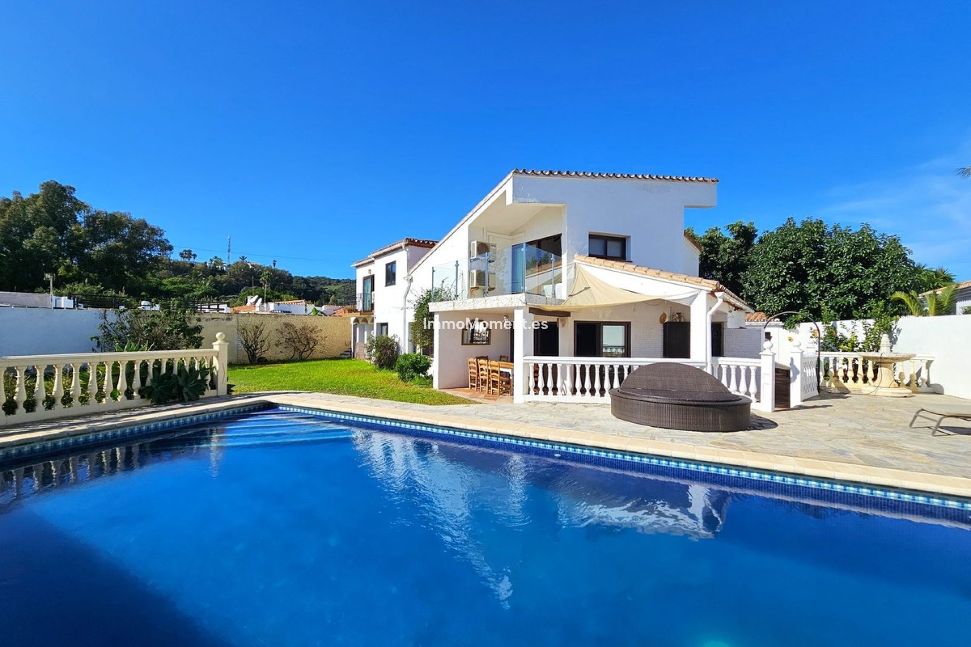 Reventa - Villa independiente - Estepona  - Estepona Centro