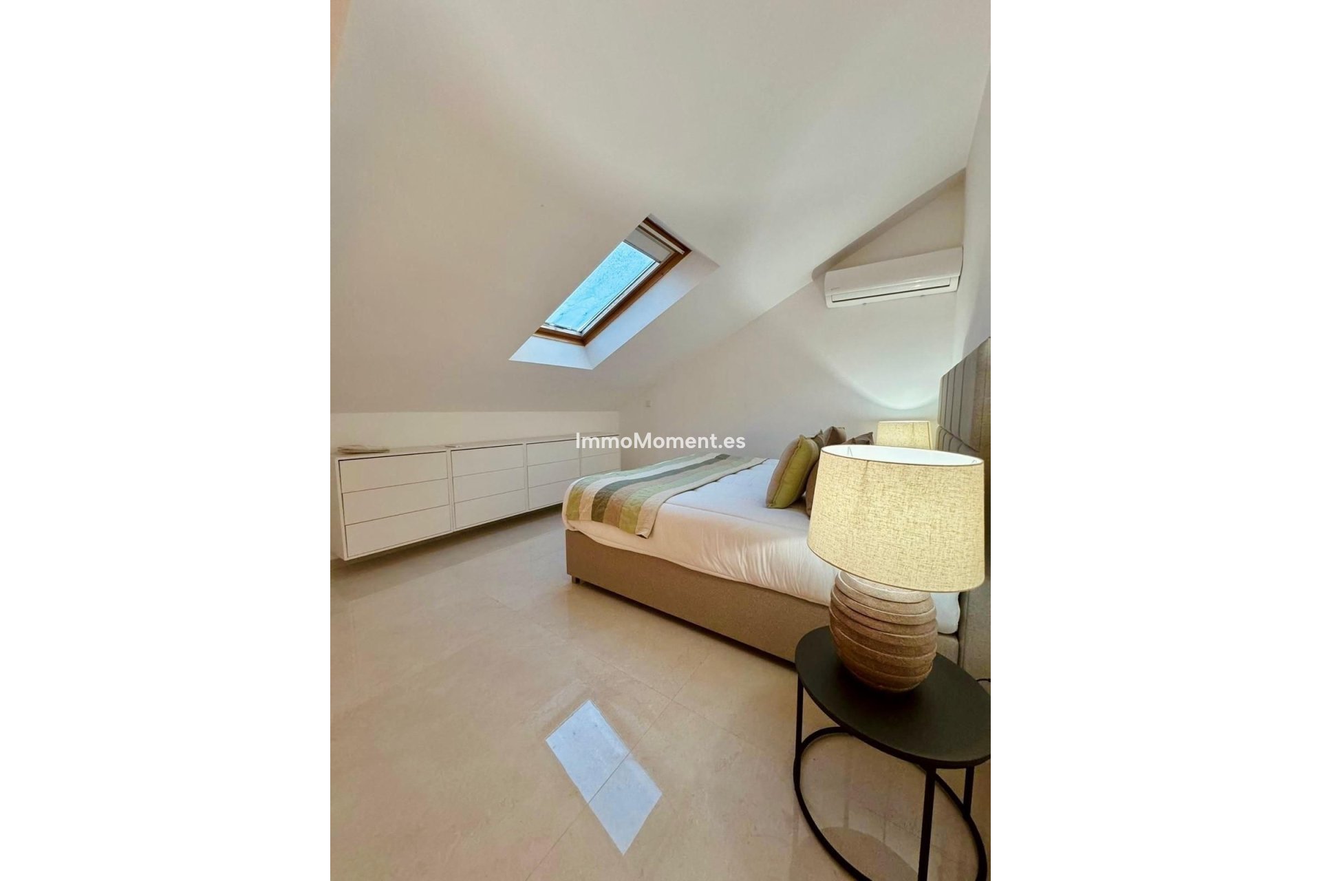 Reventa - Villa independiente - Estepona  - Estepona Centro