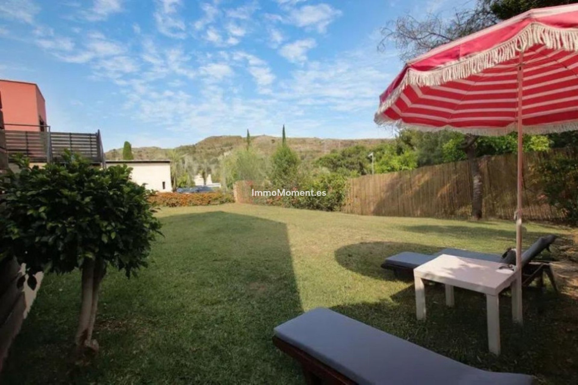 Reventa - Villa independiente - Estepona  - Estepona Centro
