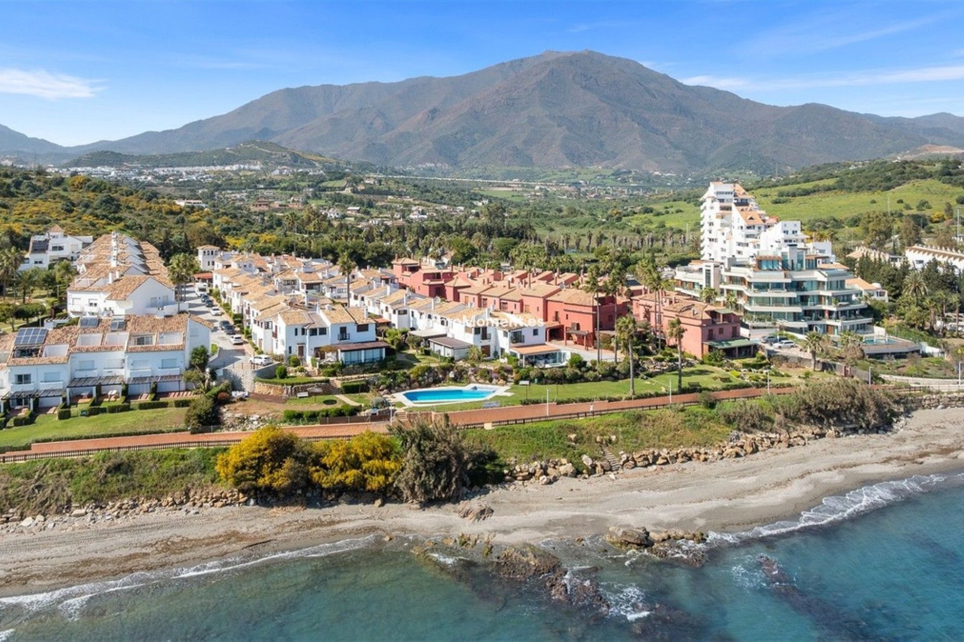 Reventa - Villa independiente - Estepona  - Estepona Centro
