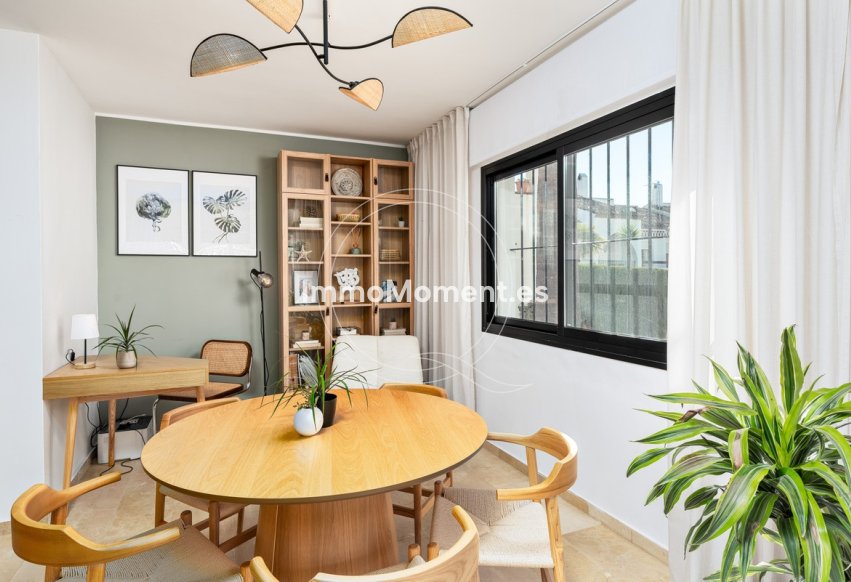 Reventa - Villa independiente - Estepona  - Estepona Centro