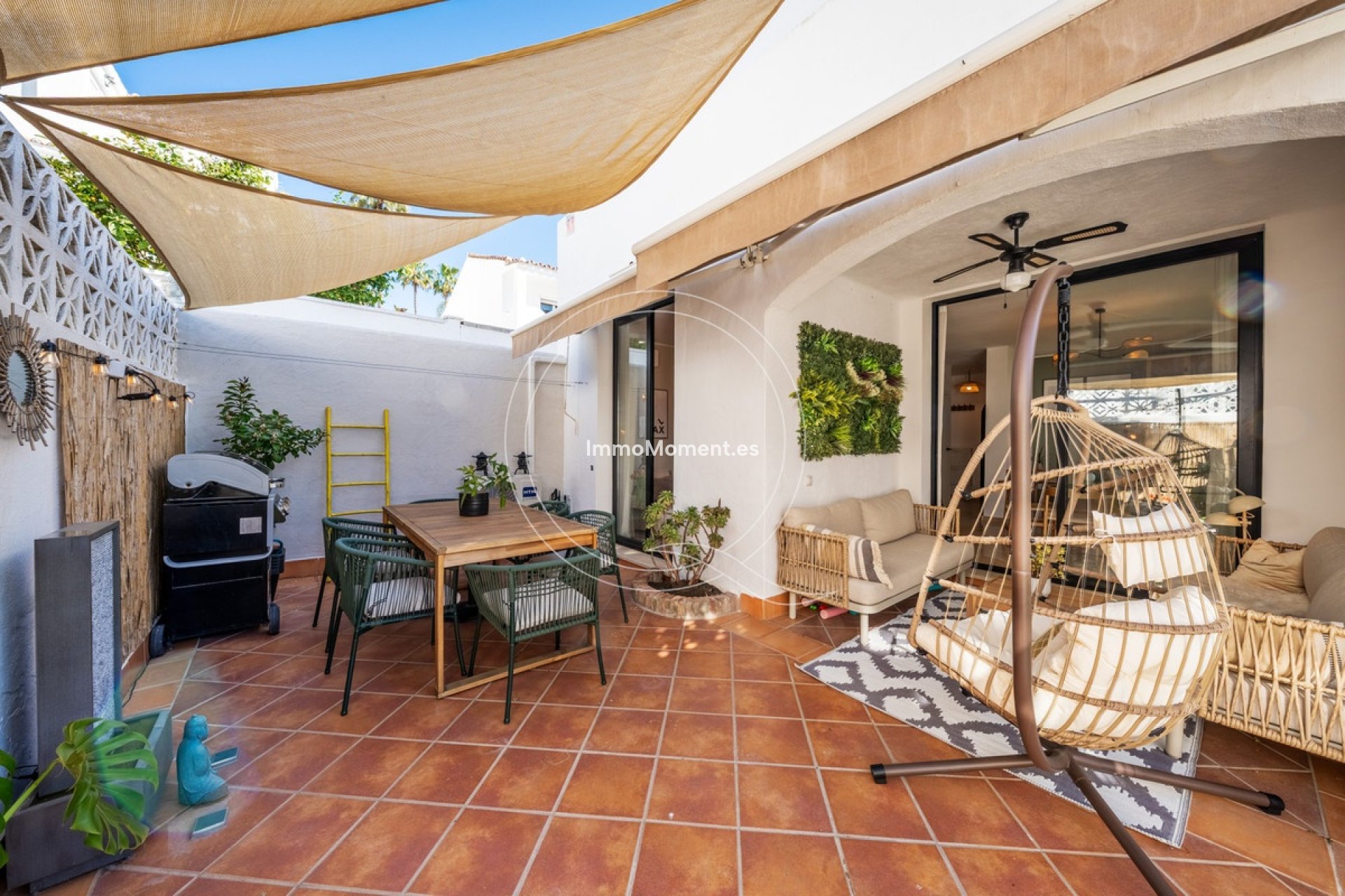 Reventa - Villa independiente - Estepona  - Estepona Centro