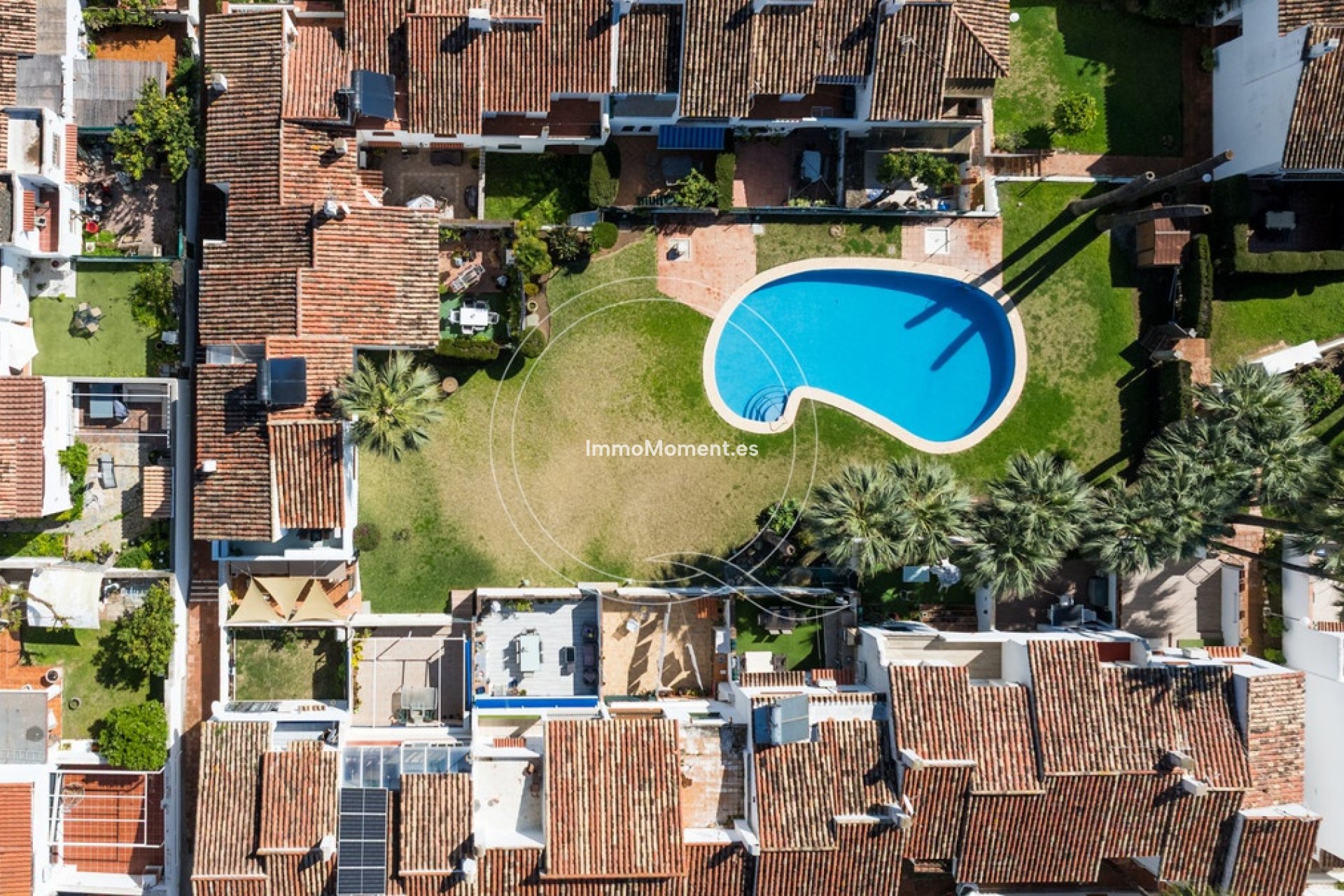 Reventa - Villa independiente - Estepona  - Estepona Centro