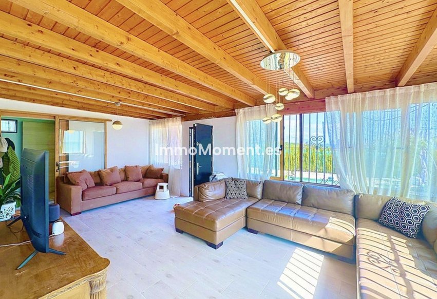 Reventa - Villa independiente - Estepona  - Estepona Centro