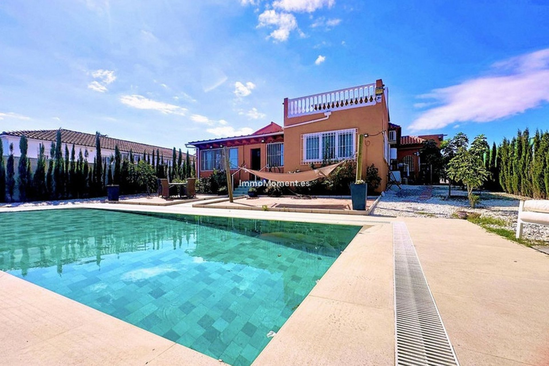 Reventa - Villa independiente - Estepona  - Estepona Centro