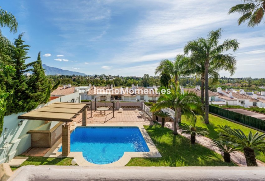 Reventa - Villa independiente - Estepona  - Estepona Centro