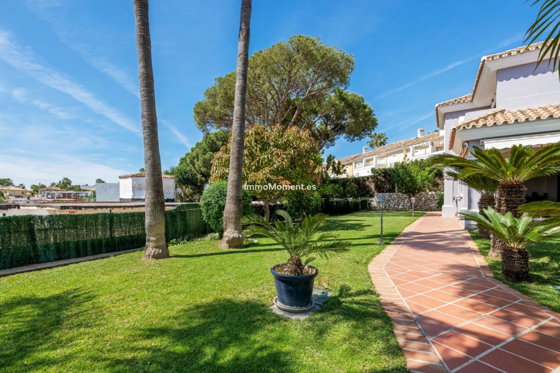 Reventa - Villa independiente - Estepona  - Estepona Centro