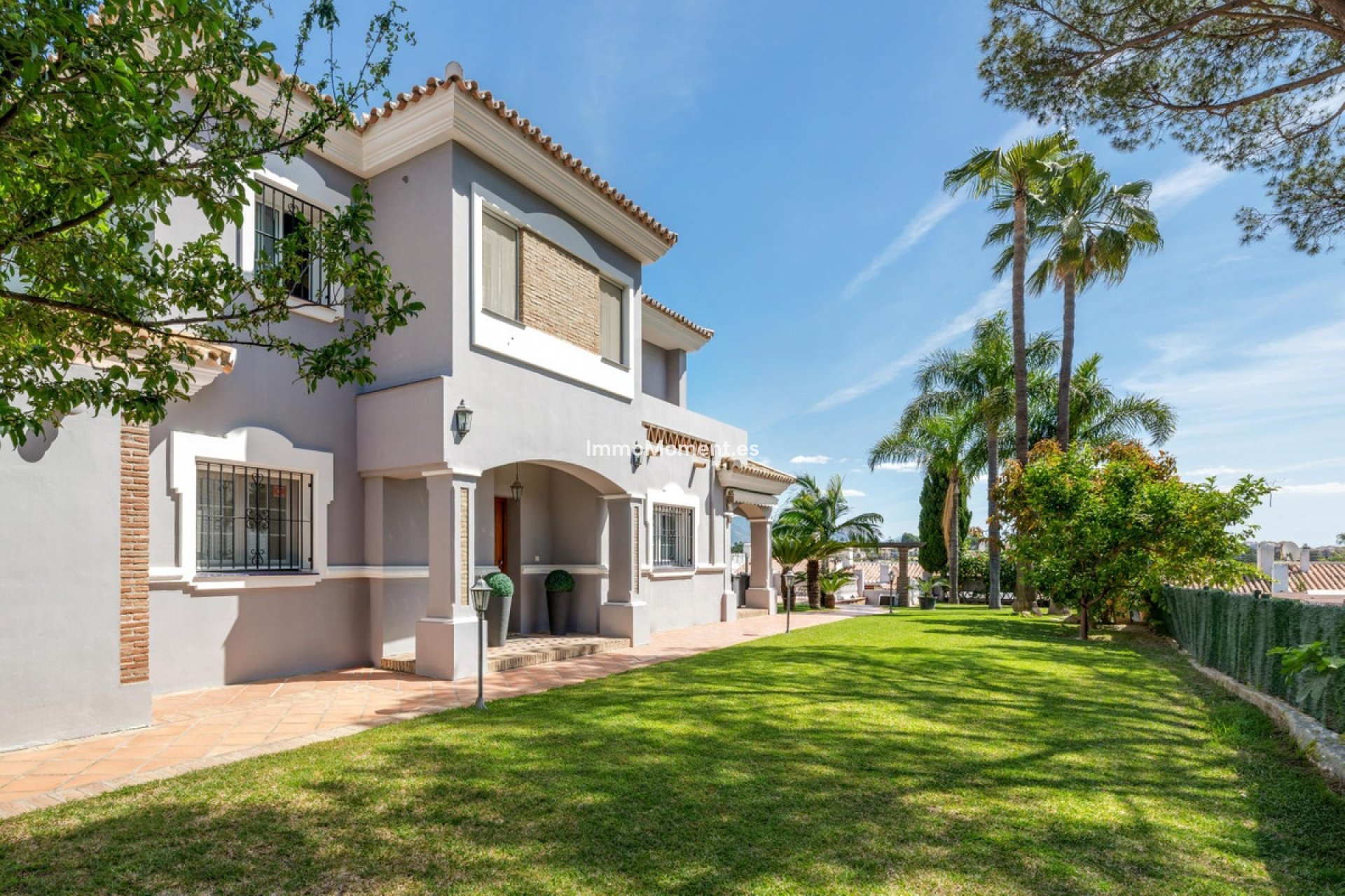 Reventa - Villa independiente - Estepona  - Estepona Centro
