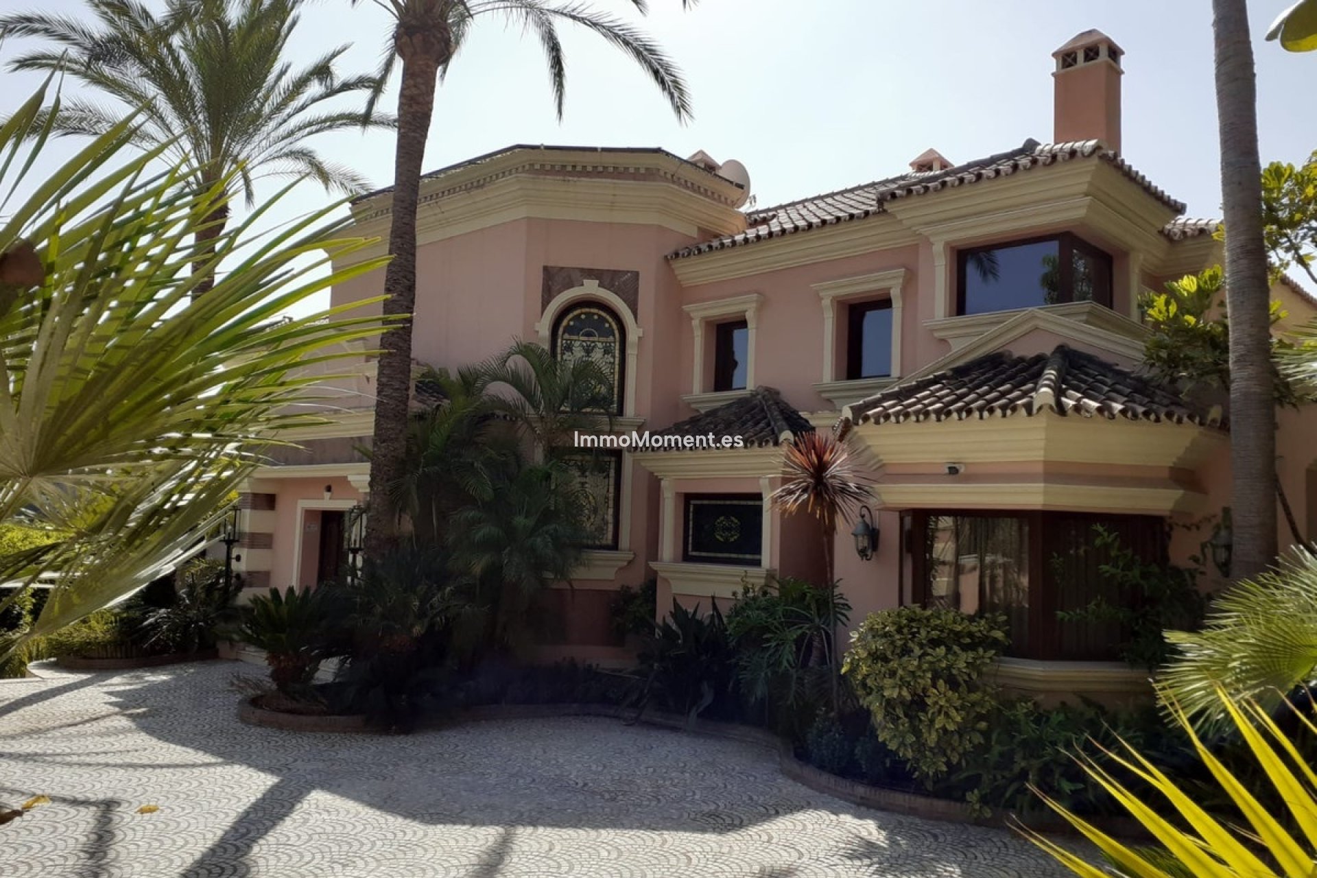 Reventa - Villa independiente - Estepona  - Estepona Centro