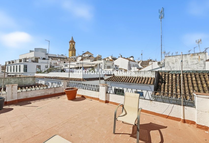 Reventa - Villa independiente - Estepona  - Estepona Centro
