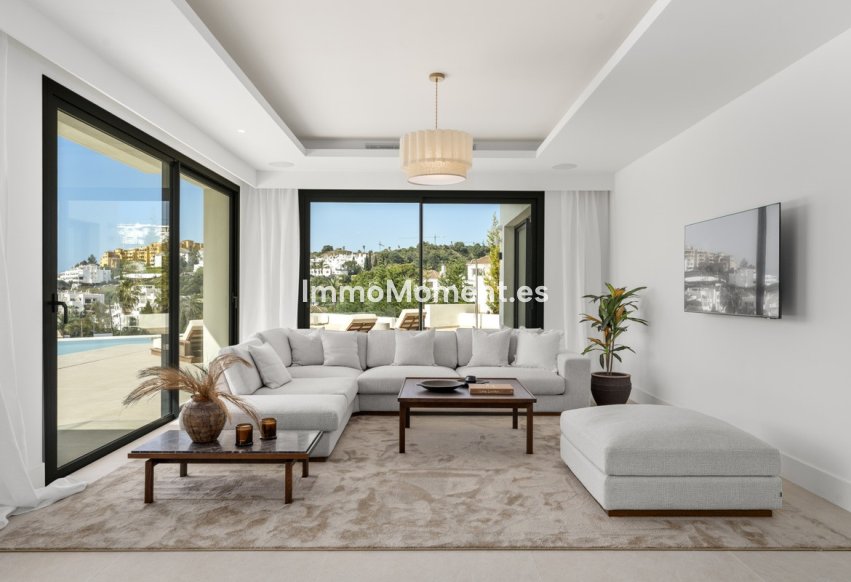 Reventa - Villa independiente - Estepona  - Estepona Centro
