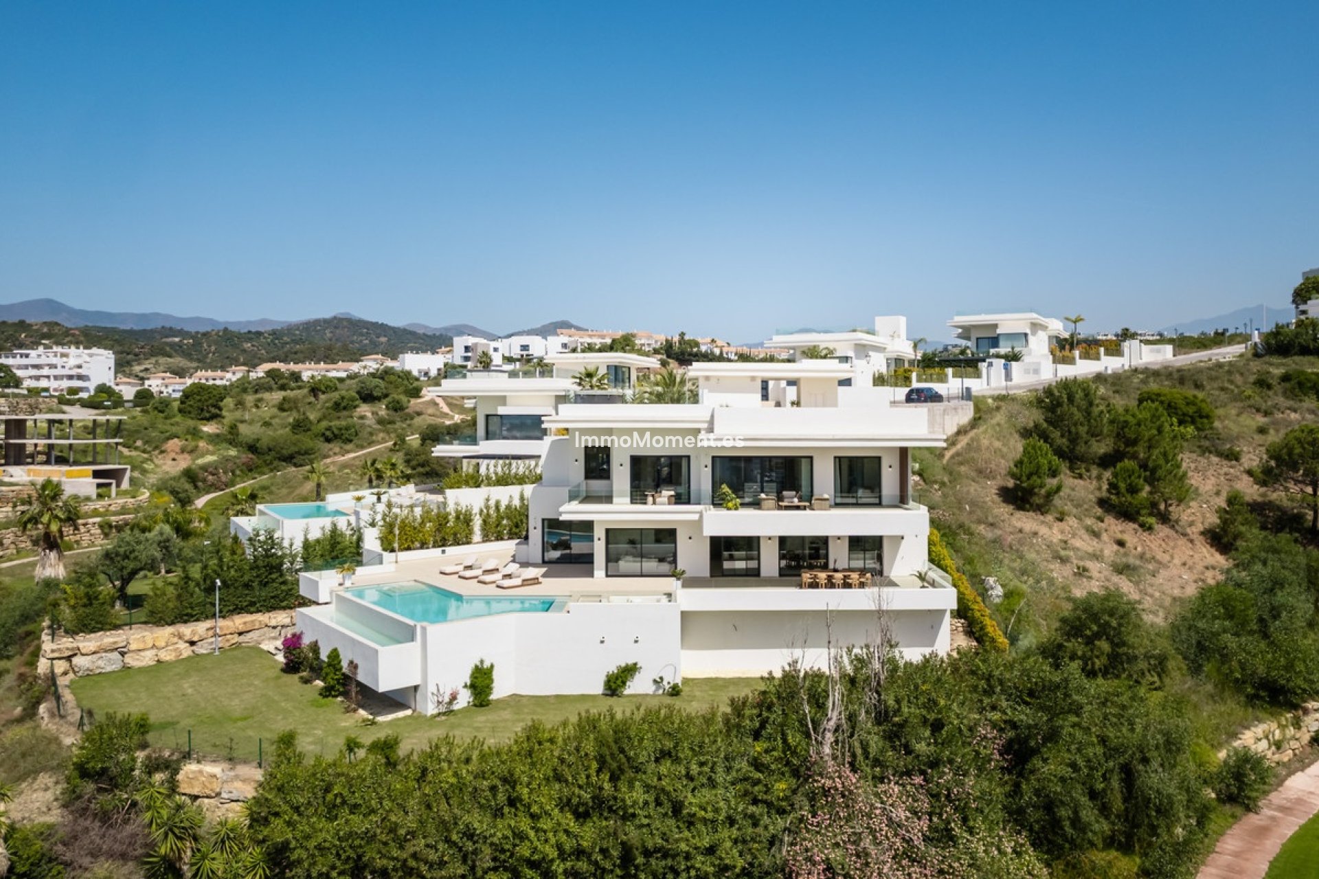 Reventa - Villa independiente - Estepona  - Estepona Centro
