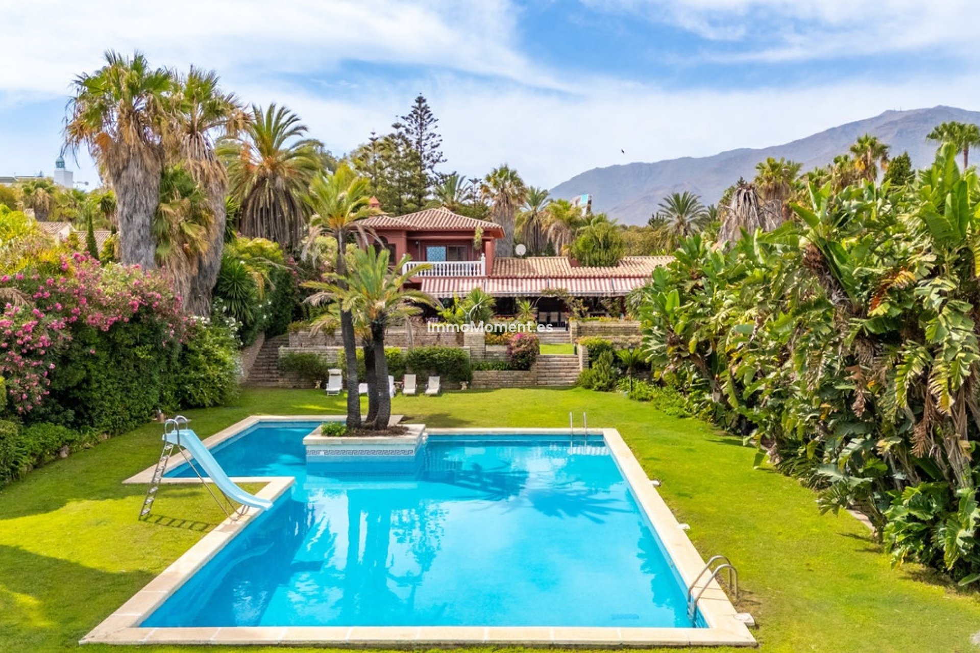 Reventa - Villa independiente - Estepona  - Estepona Centro