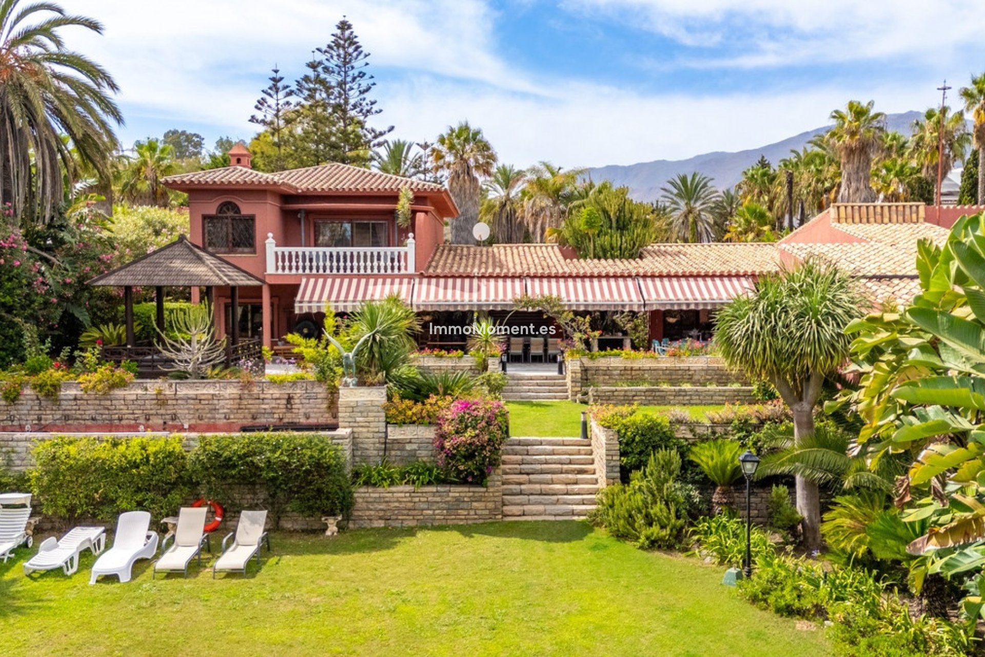 Reventa - Villa independiente - Estepona  - Estepona Centro