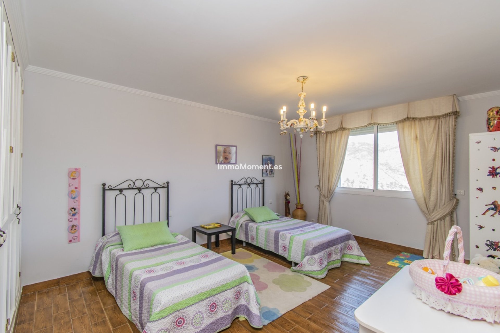 Reventa - Villa independiente - Estepona  - Estepona Centro