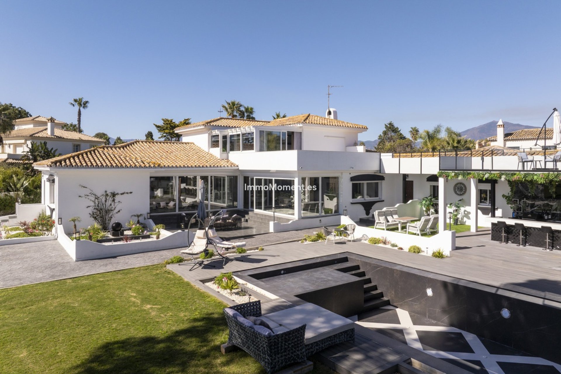 Reventa - Villa independiente - Estepona  - Estepona Centro