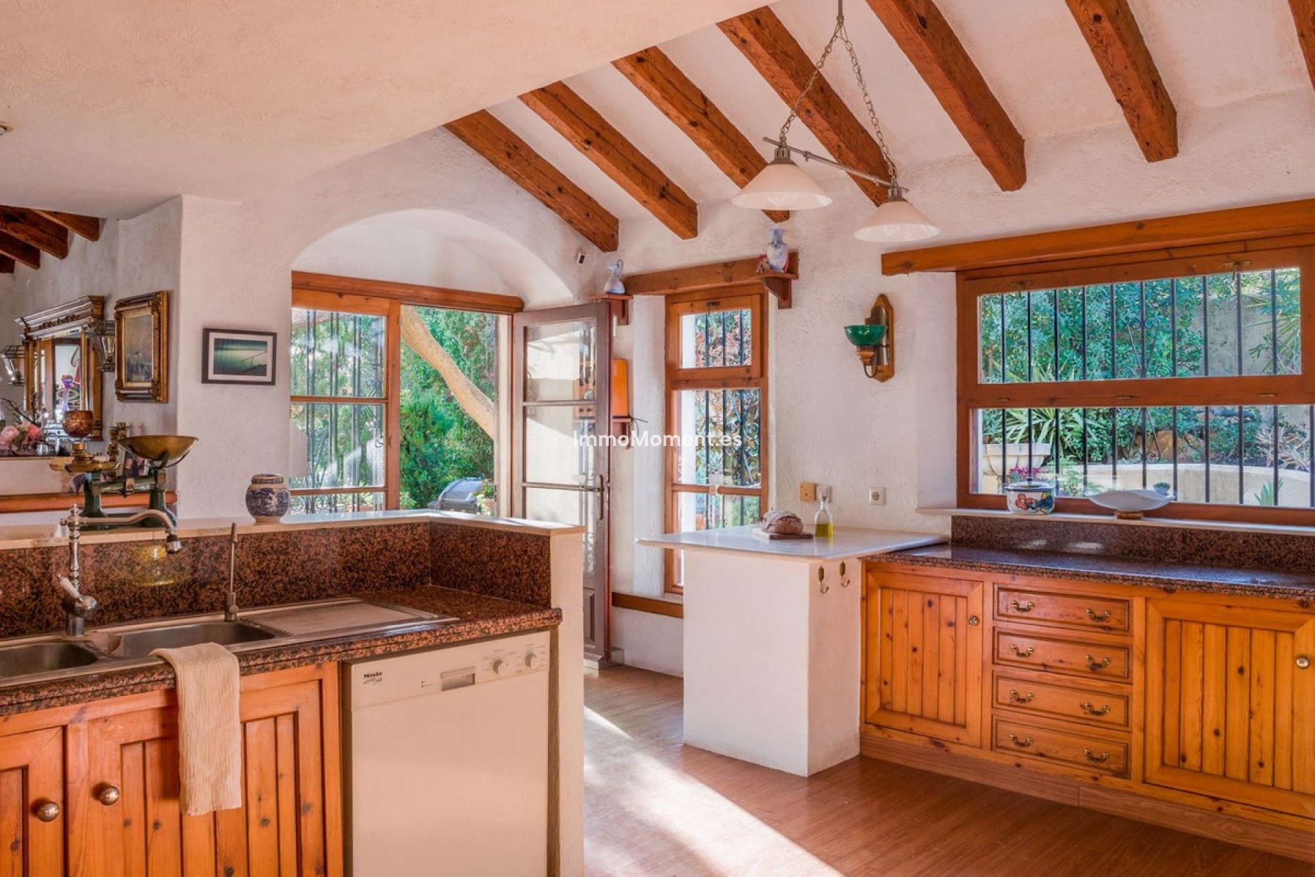 Reventa - Villa independiente - Estepona  - Estepona Centro