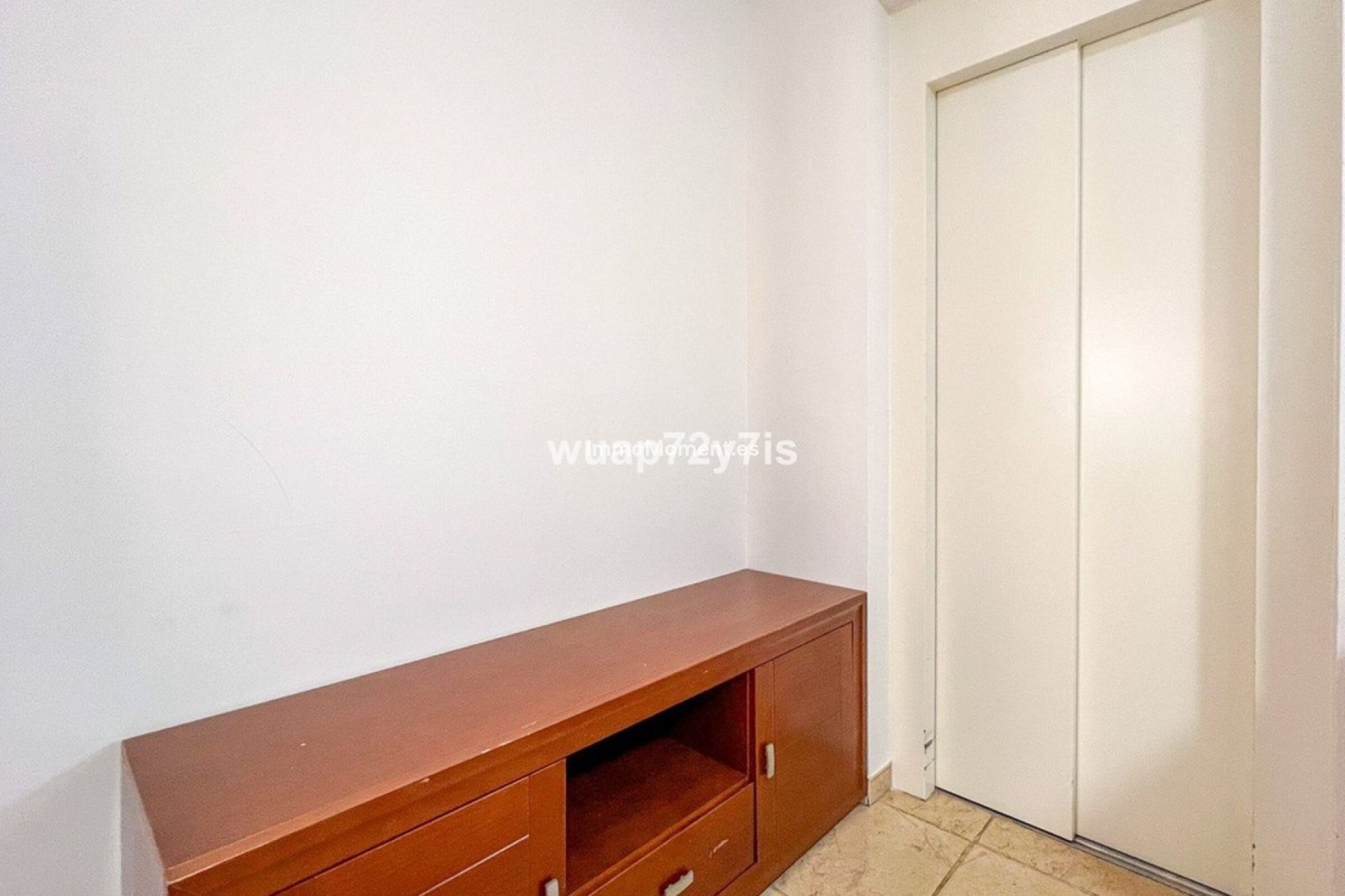 Reventa - Villa independiente - Estepona  - Estepona Centro