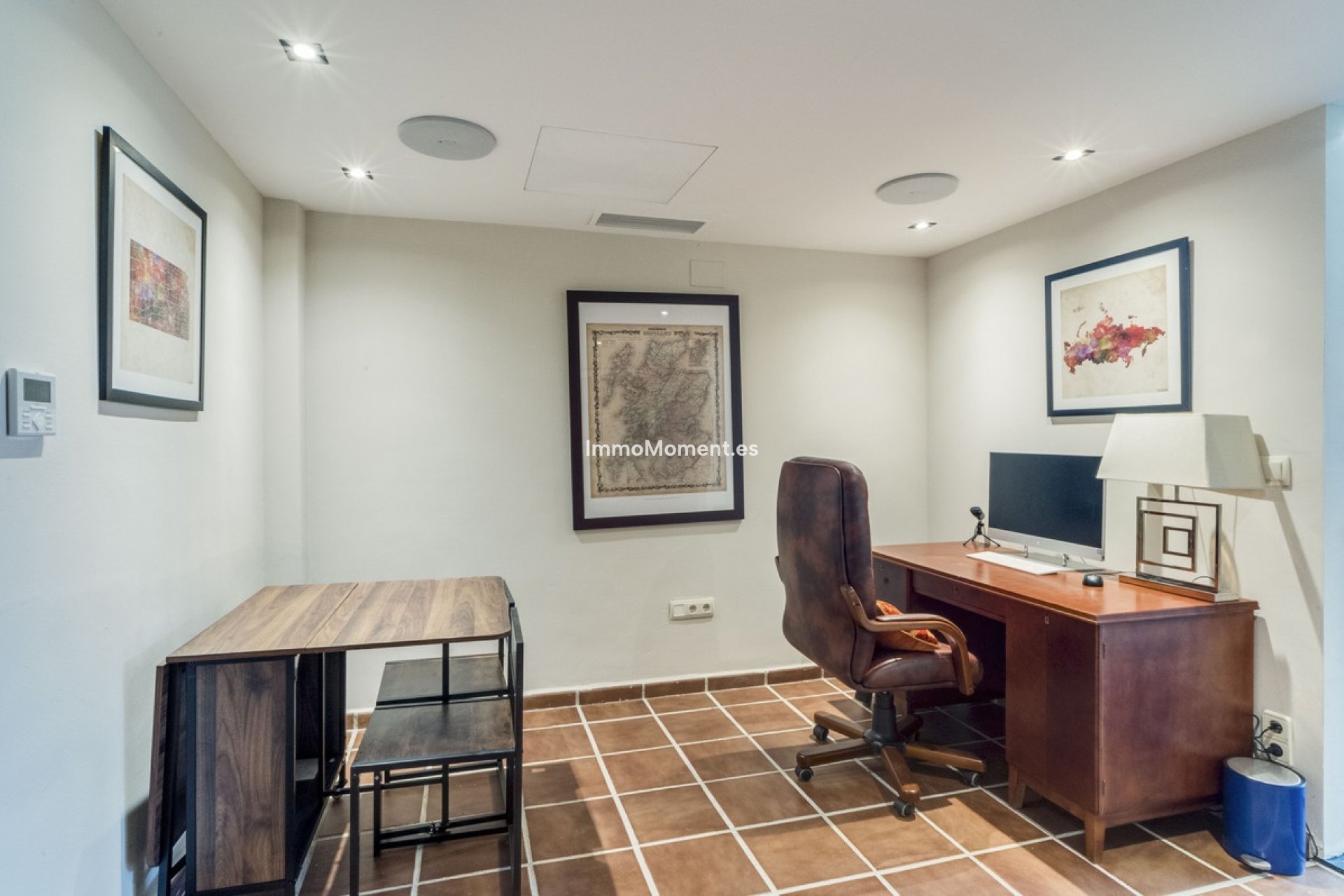 Reventa - Villa independiente - Estepona  - Estepona Centro