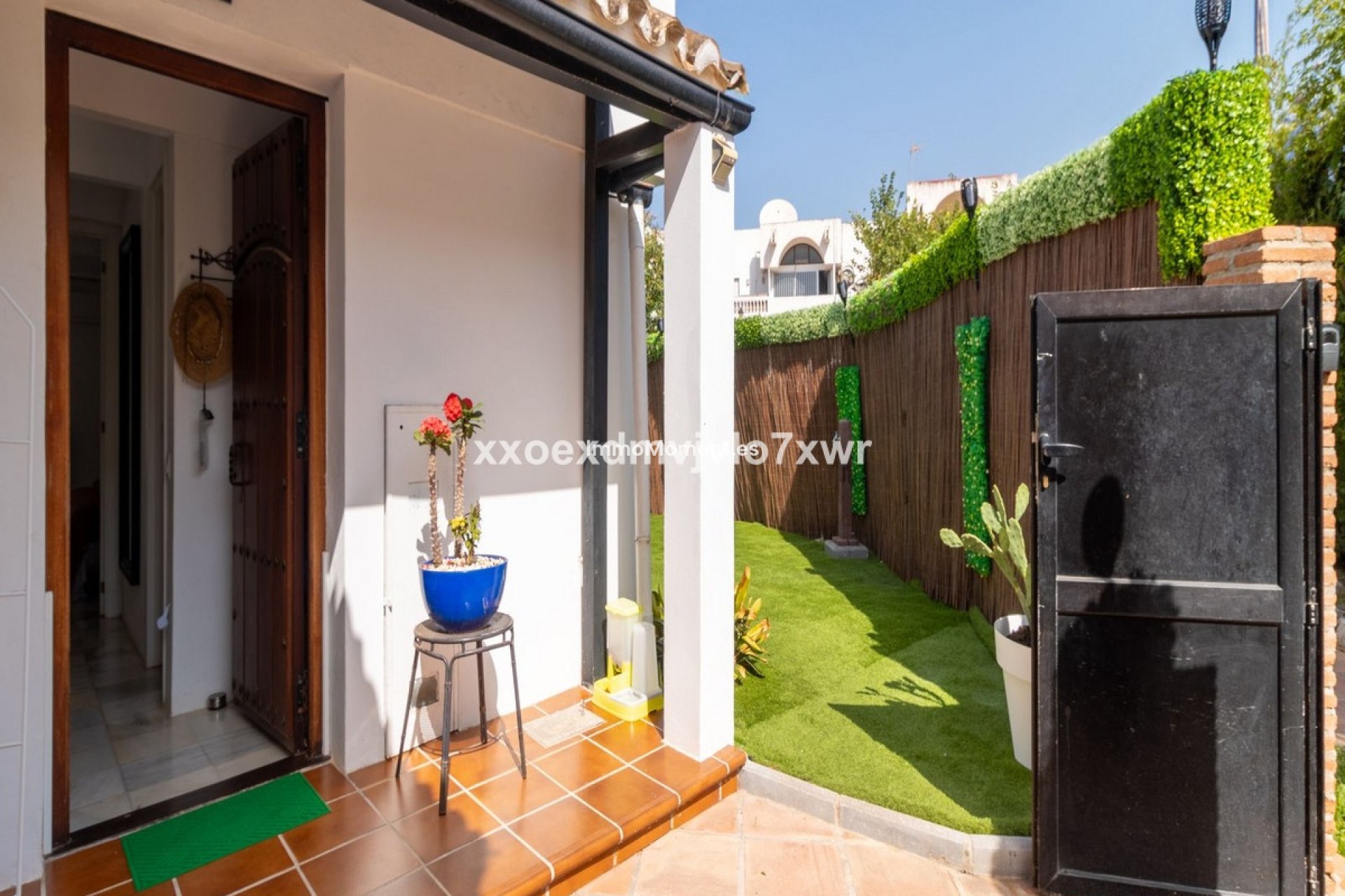 Reventa - Villa independiente - Estepona  - Estepona Centro