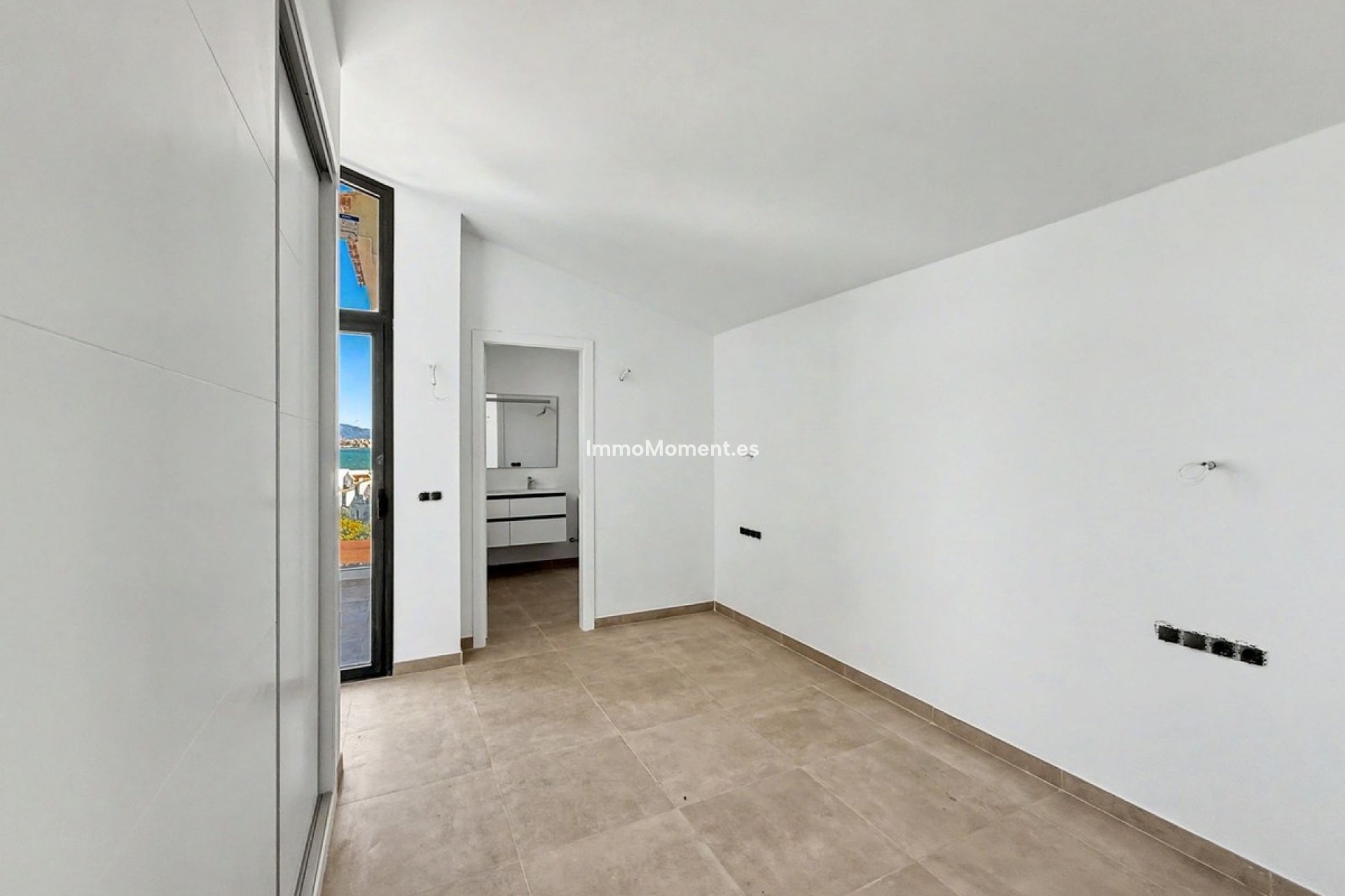 Reventa - Villa independiente - Estepona  - Estepona Centro