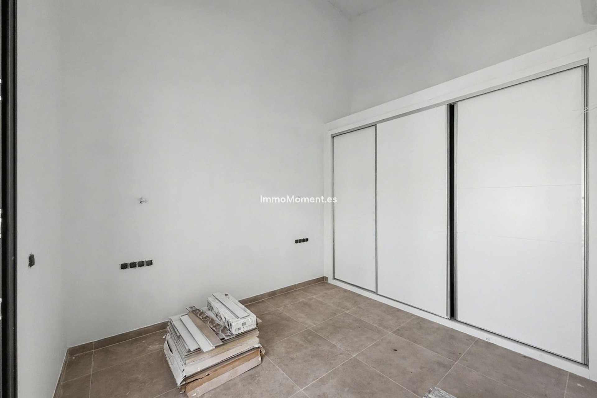 Reventa - Villa independiente - Estepona  - Estepona Centro