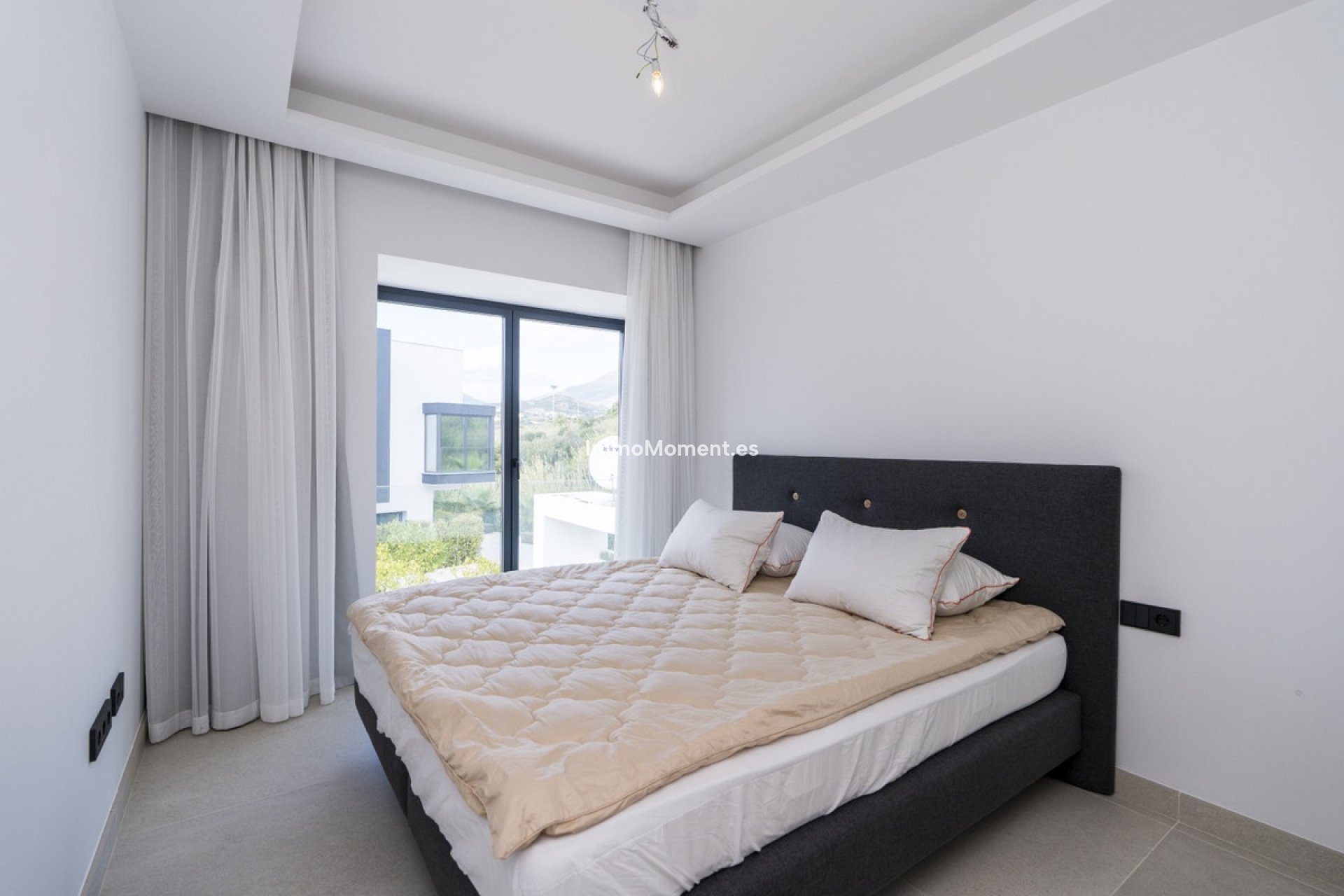 Reventa - Villa independiente - Estepona  - Estepona Centro