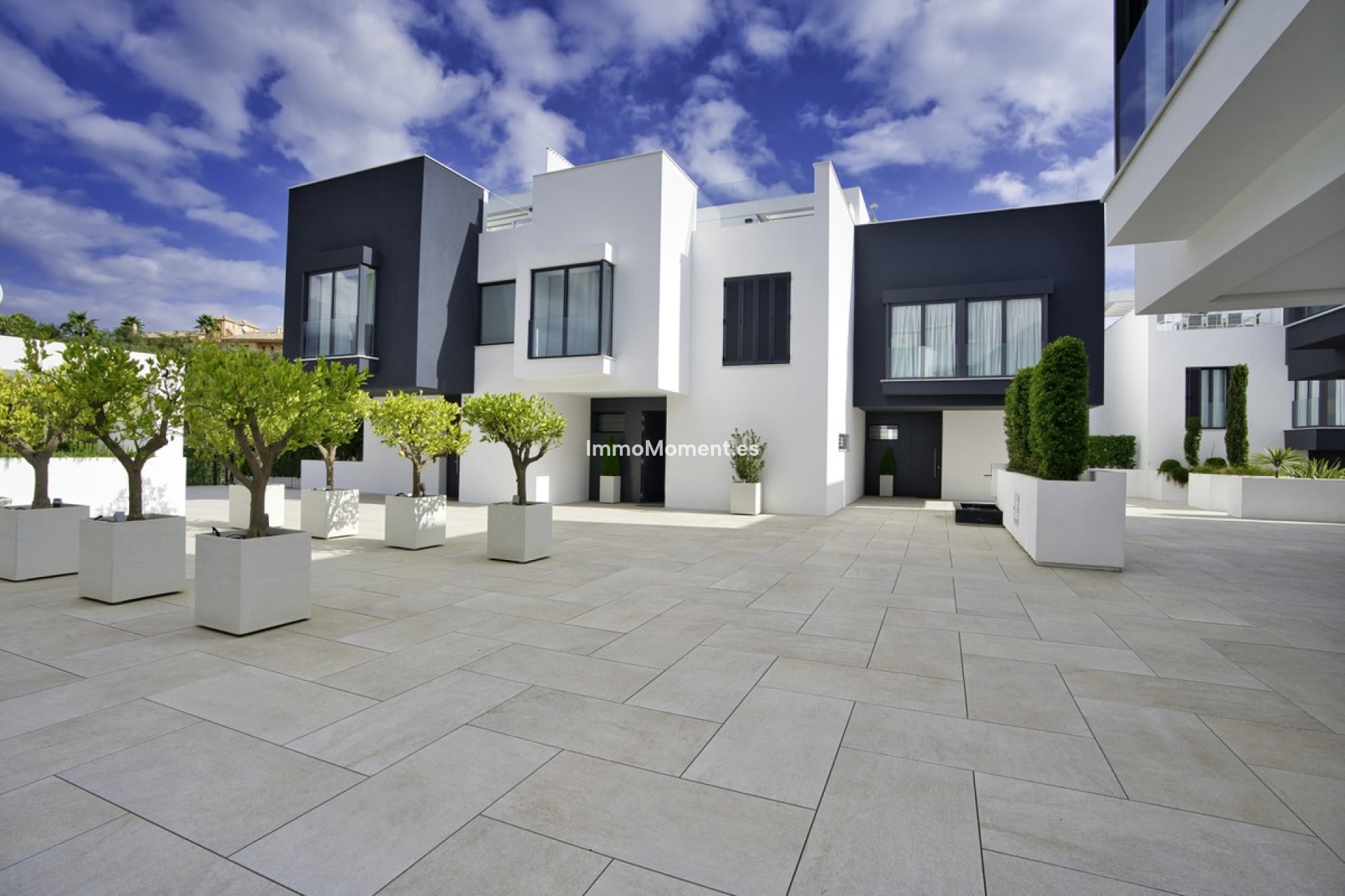 Reventa - Villa independiente - Estepona  - Estepona Centro