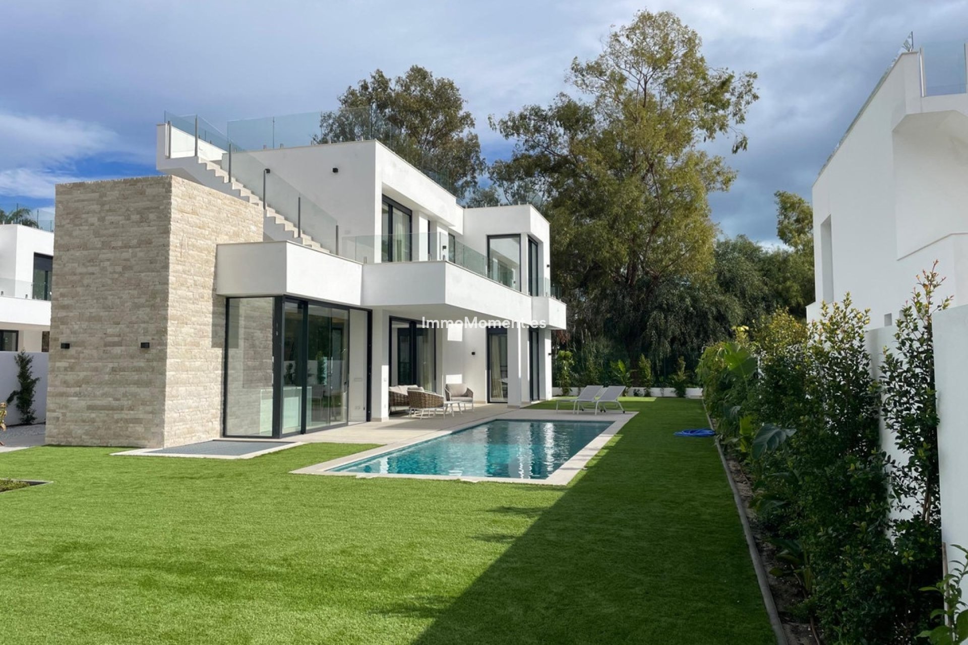 Reventa - Villa independiente - Estepona  - Estepona Centro