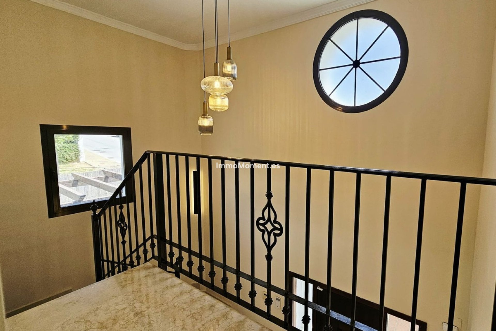 Reventa - Villa independiente - Estepona  - Estepona Centro