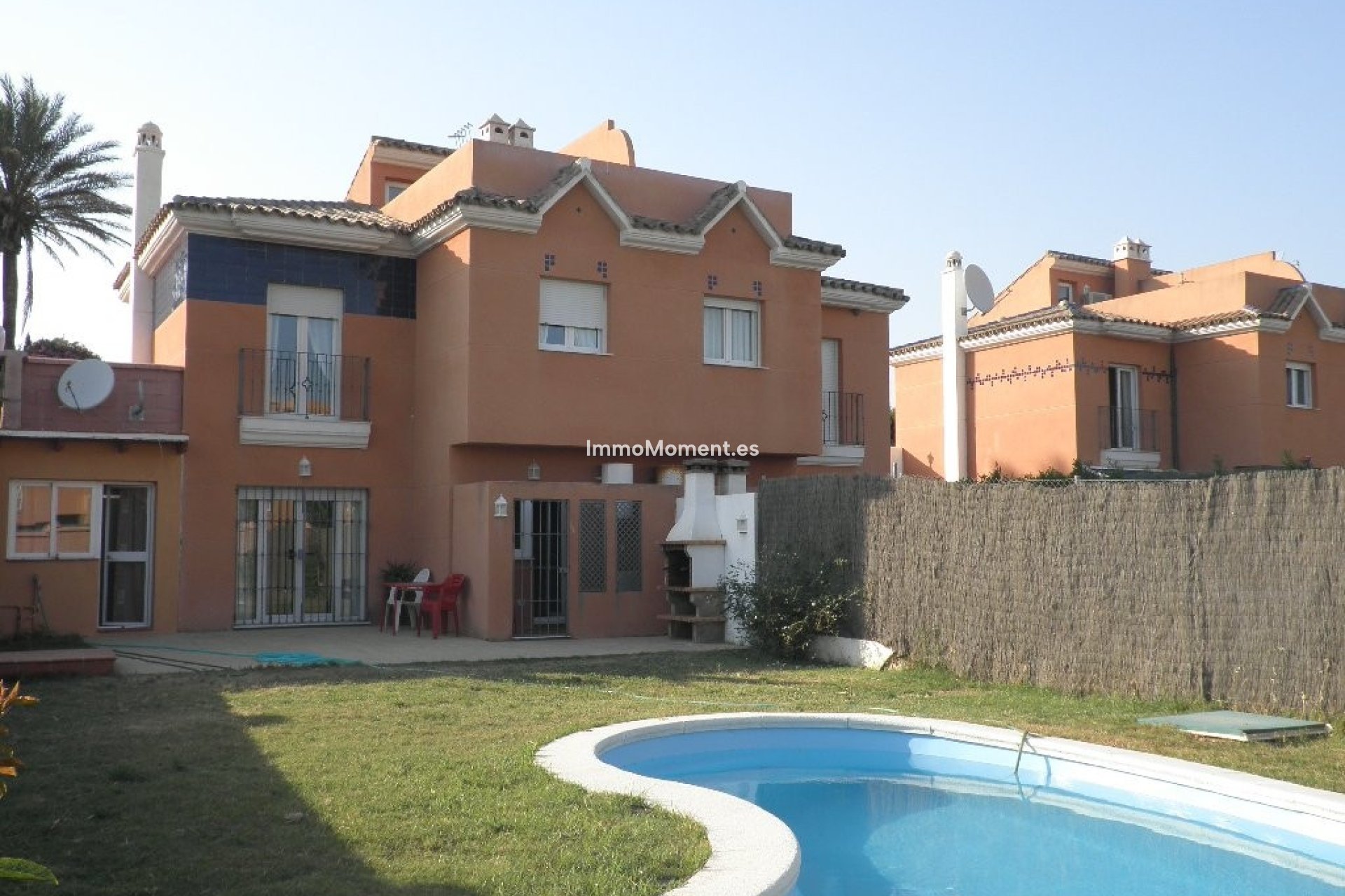 Reventa - Villa independiente - Estepona  - Estepona Centro