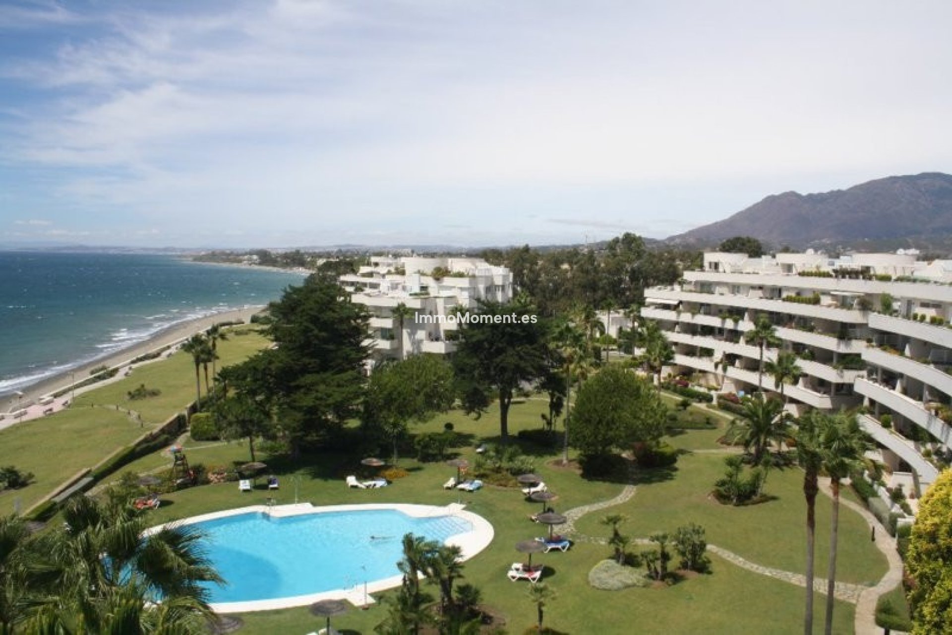 Reventa - Villa independiente - Estepona  - Estepona Centro