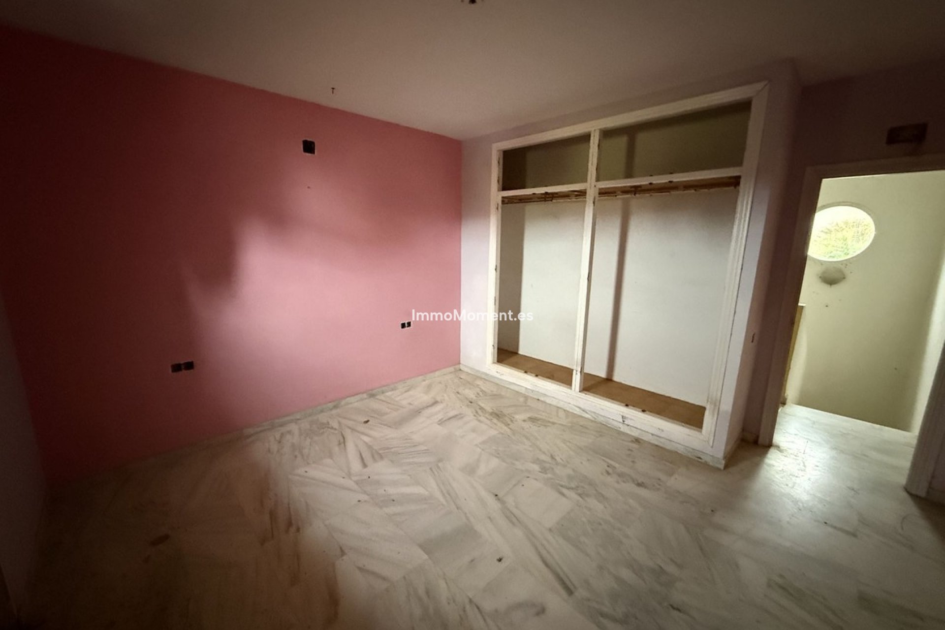 Reventa - Villa independiente - Estepona  - Estepona Centro