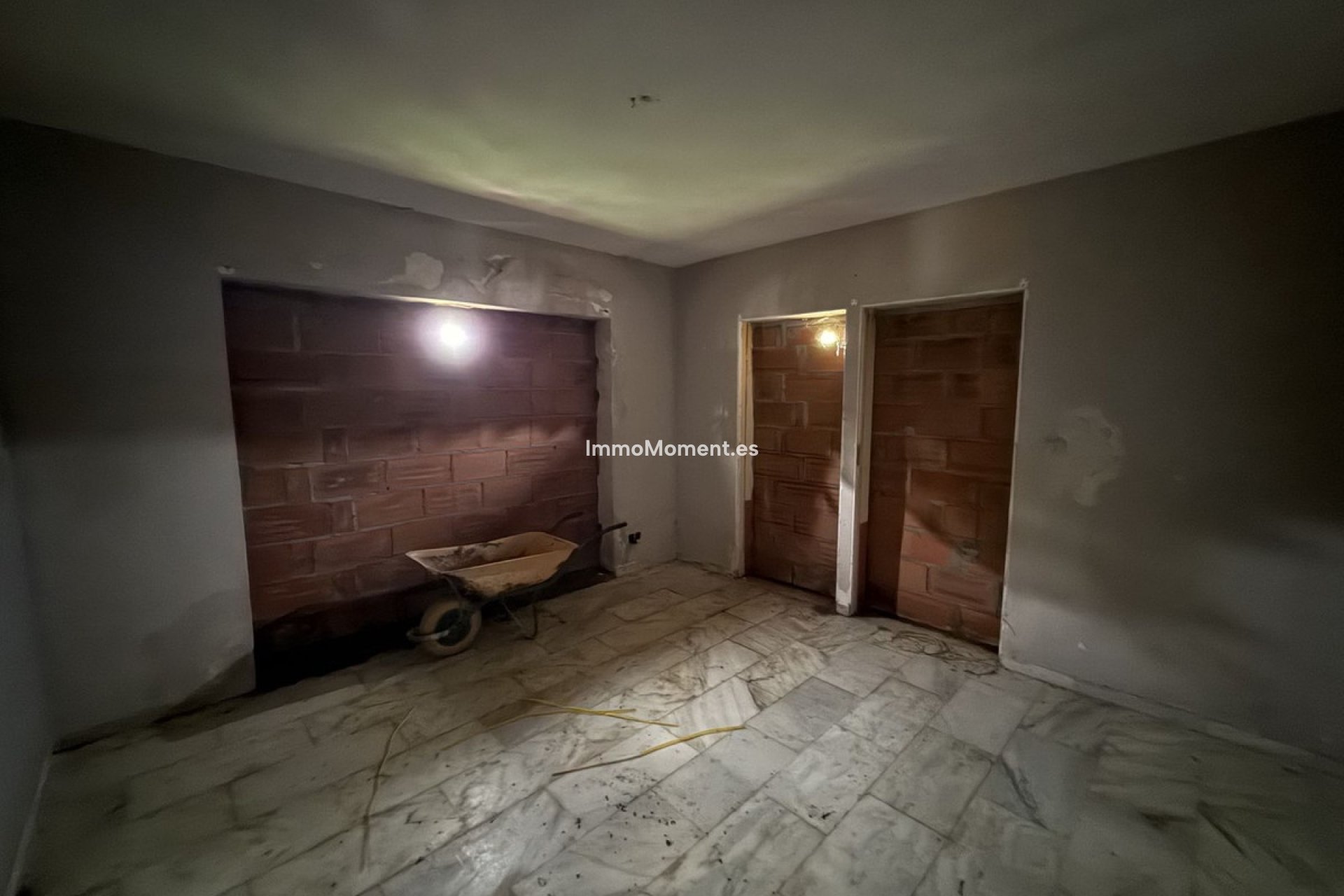 Reventa - Villa independiente - Estepona  - Estepona Centro