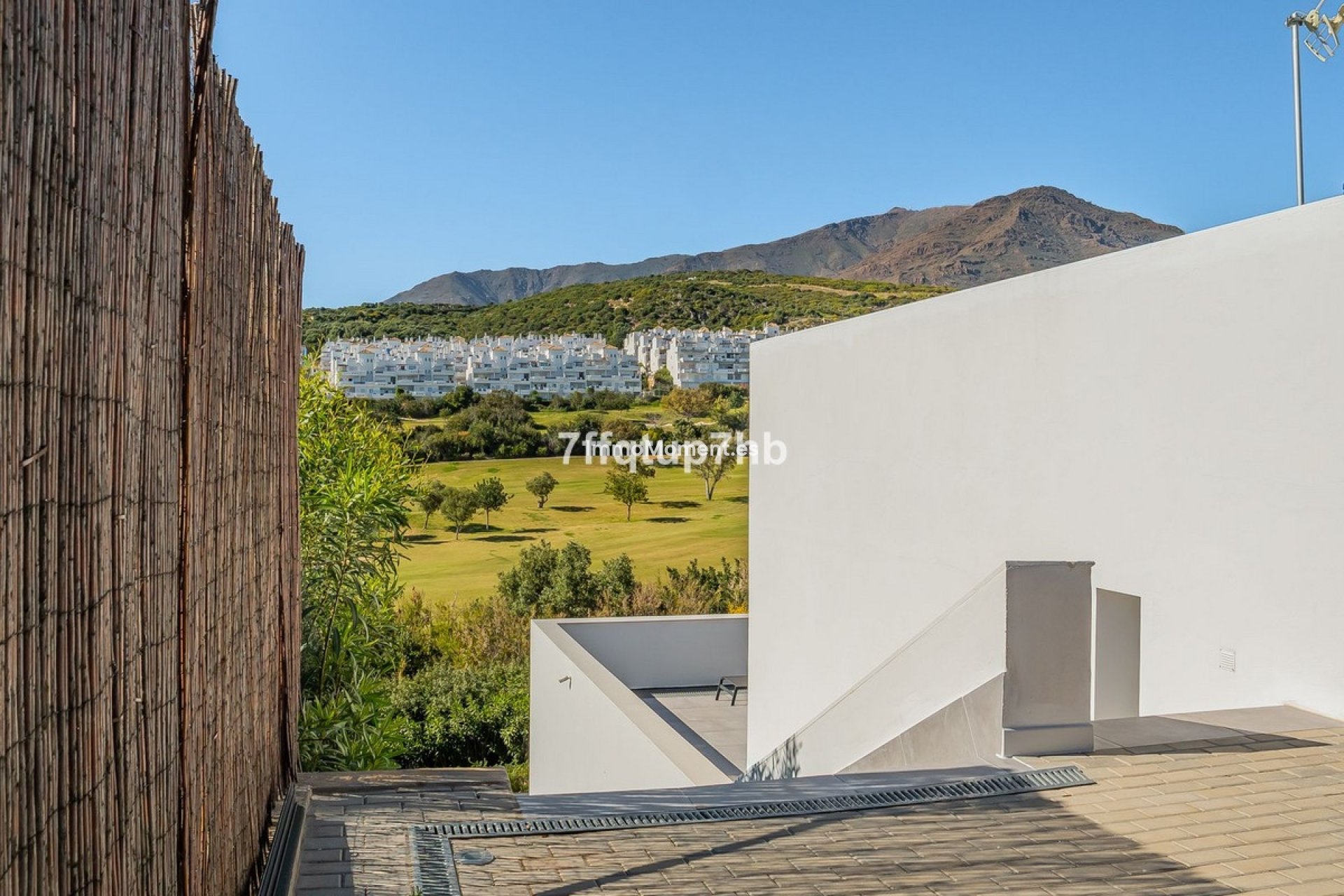 Reventa - Villa independiente - Estepona  - Estepona Centro