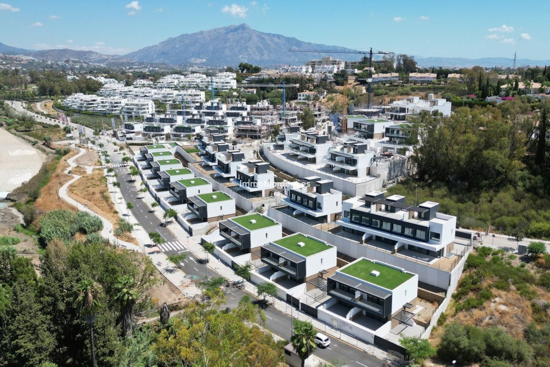 Reventa - Villa independiente - Estepona  - Estepona Centro