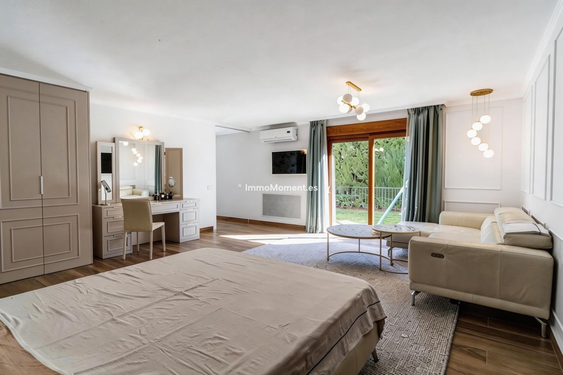 Reventa - Villa independiente - Estepona  - Estepona Centro