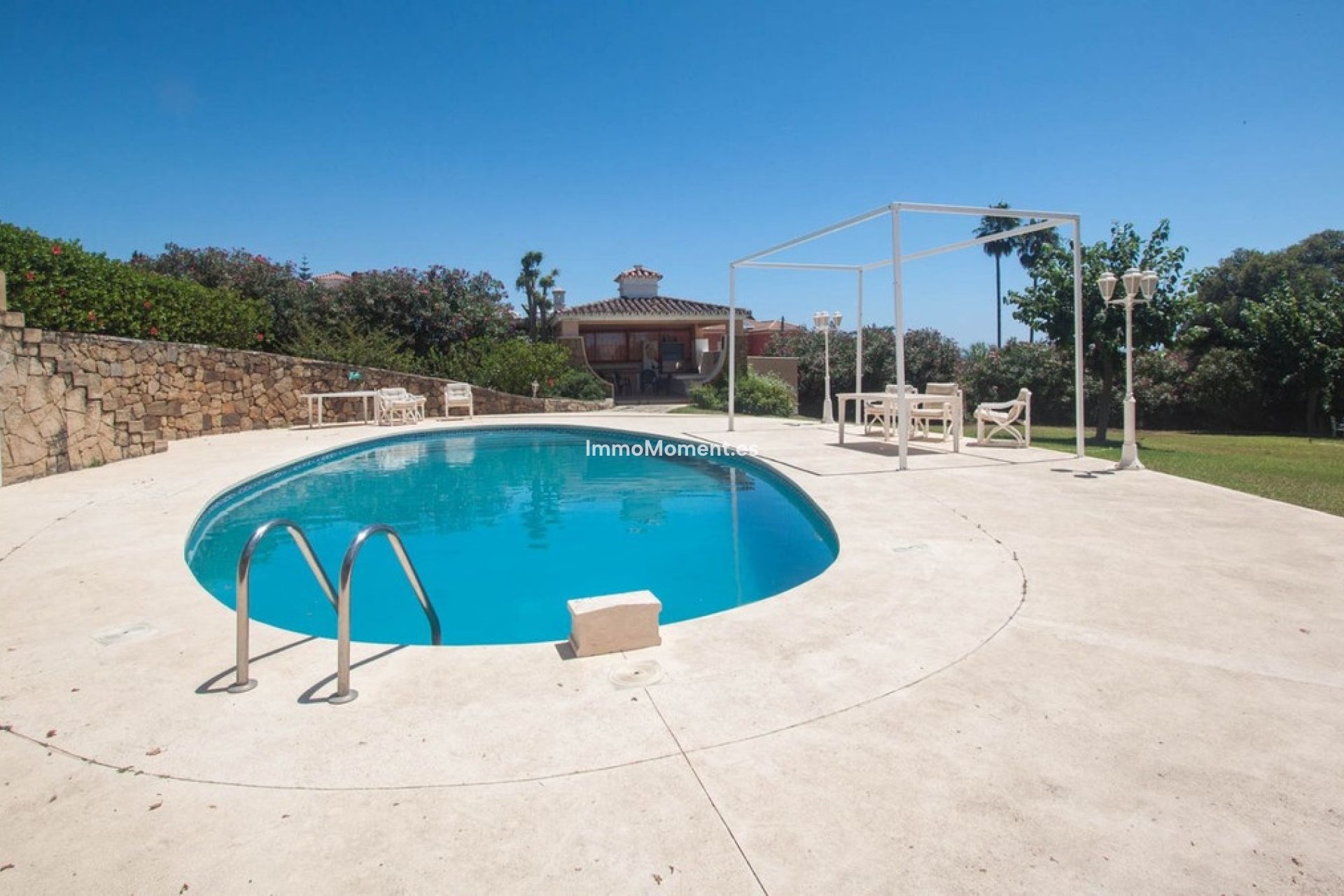 Reventa - Villa independiente - Estepona  - Estepona Centro