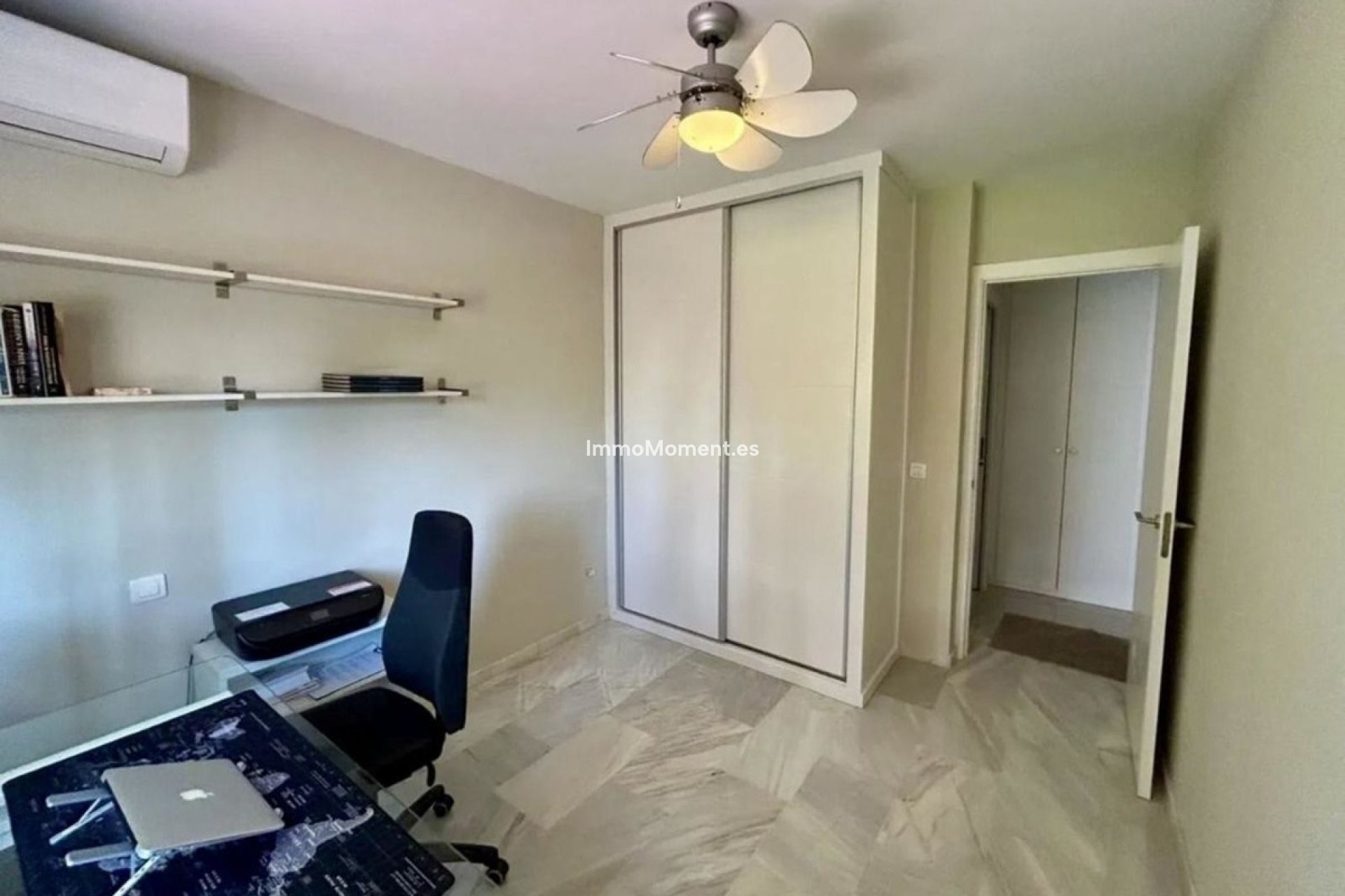 Reventa - Villa independiente - Estepona  - Estepona Centro