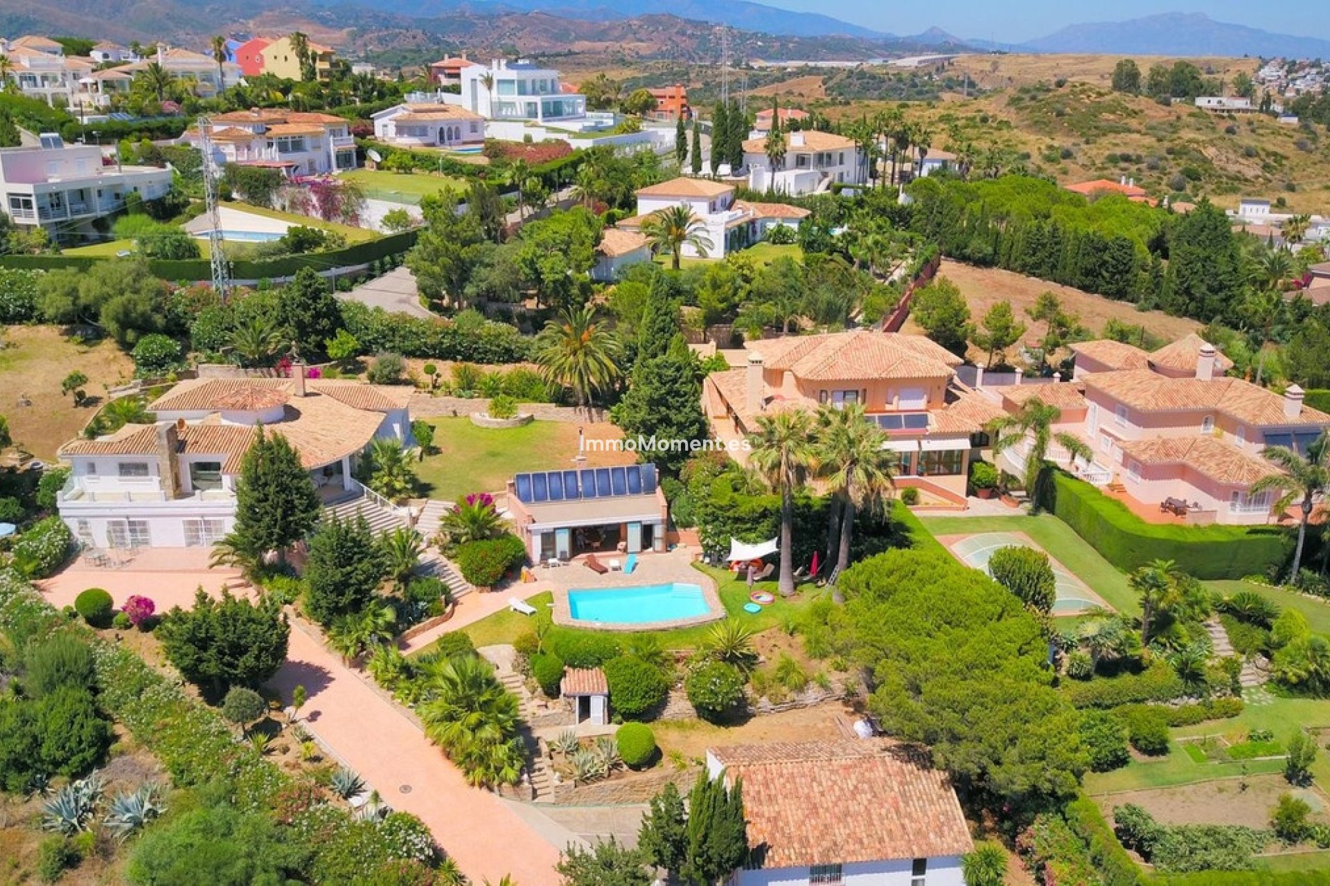 Reventa - Villa independiente - Estepona  - Estepona Centro