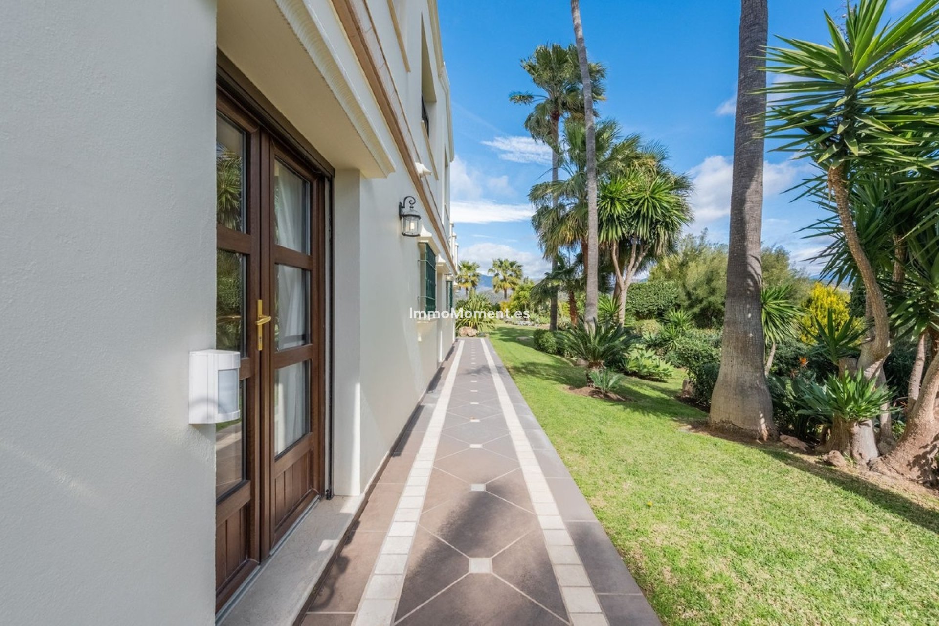 Reventa - Villa independiente - Estepona  - Estepona Centro