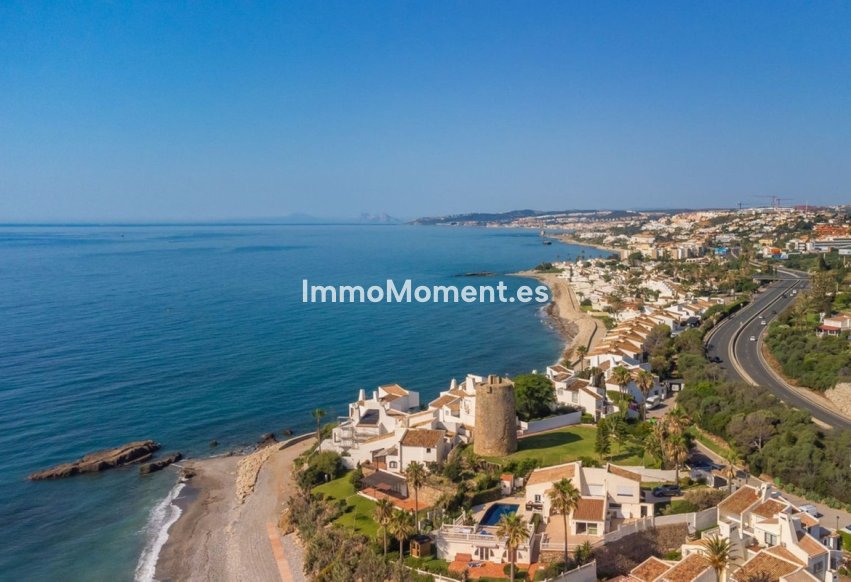 Reventa - Villa independiente - Estepona  - Estepona Centro
