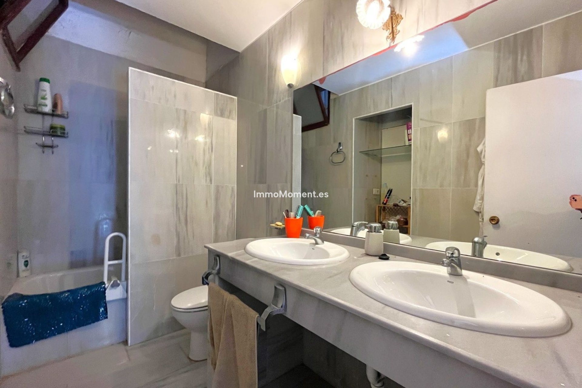Reventa - Villa independiente - Estepona  - Estepona Centro