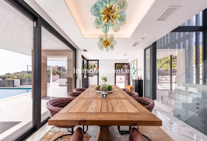 Reventa - Villa independiente - Estepona  - Estepona Centro