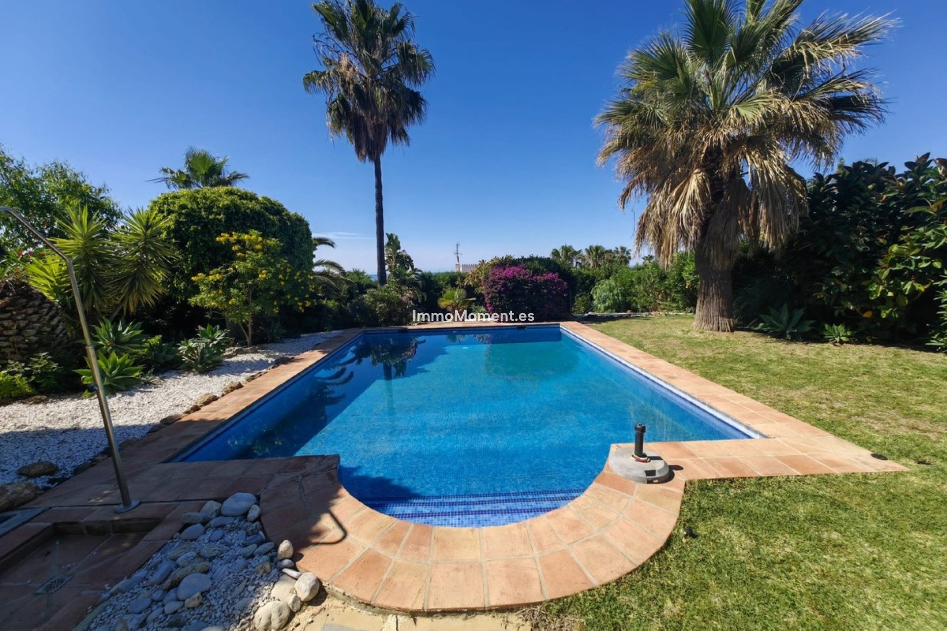 Reventa - Villa independiente - Estepona  - Estepona Centro