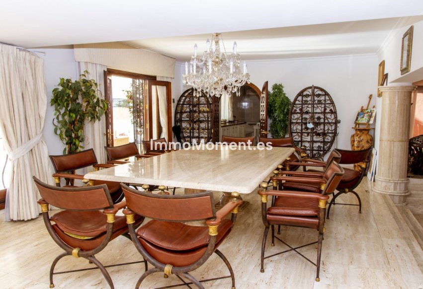 Reventa - Villa independiente - Estepona  - Estepona Centro