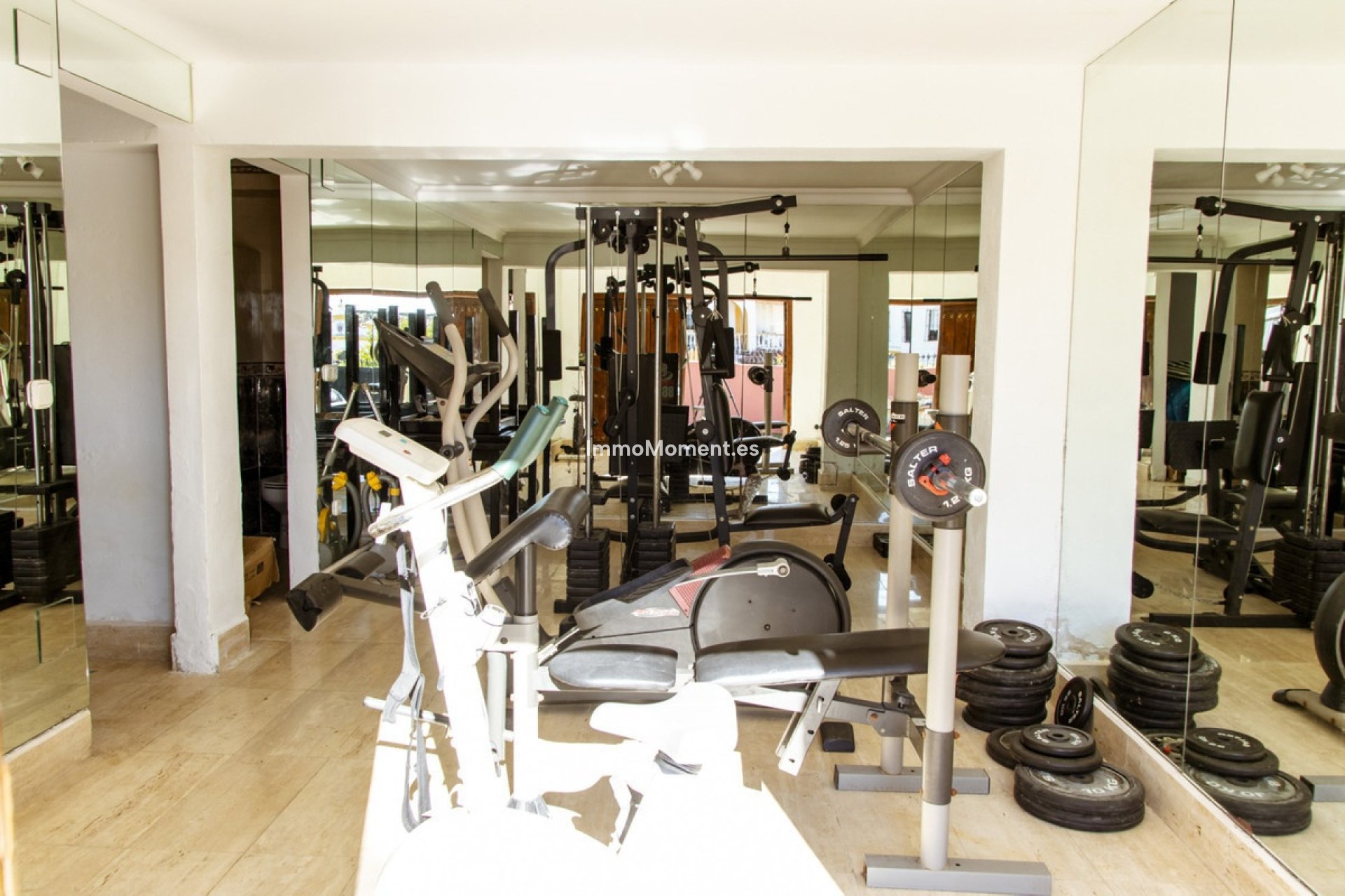 Reventa - Villa independiente - Estepona  - Estepona Centro