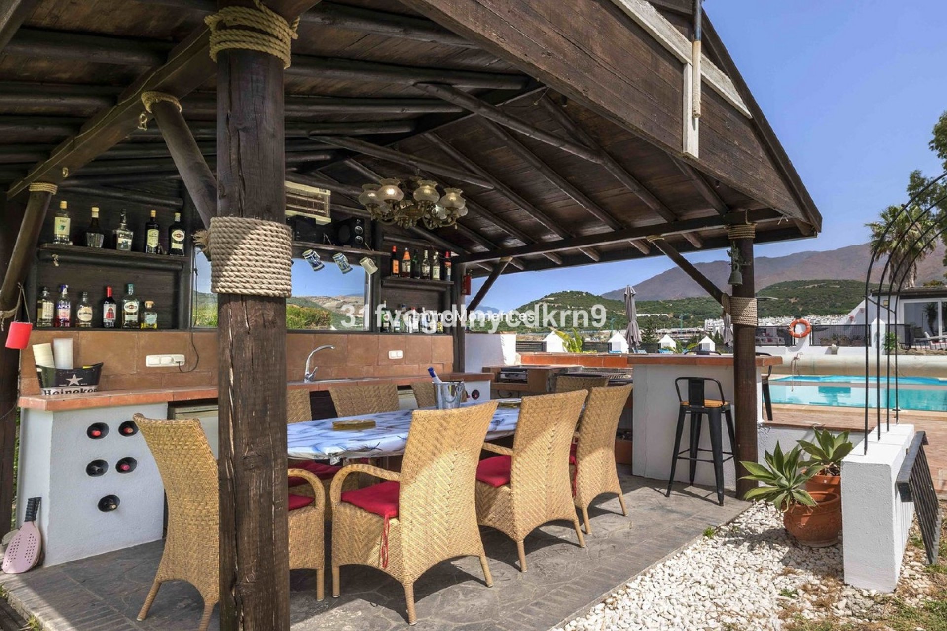 Reventa - Villa independiente - Estepona  - Estepona Centro
