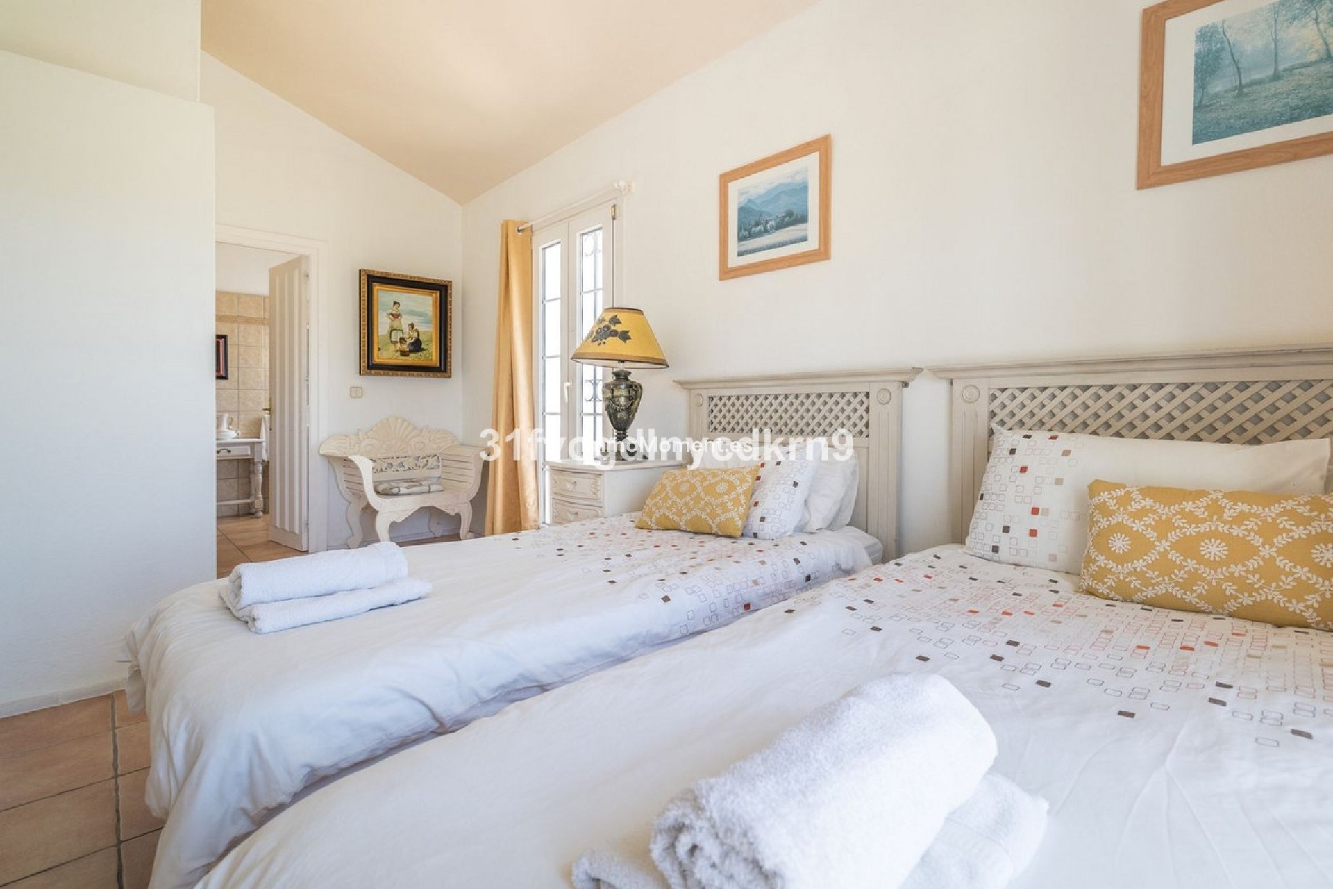 Reventa - Villa independiente - Estepona  - Estepona Centro